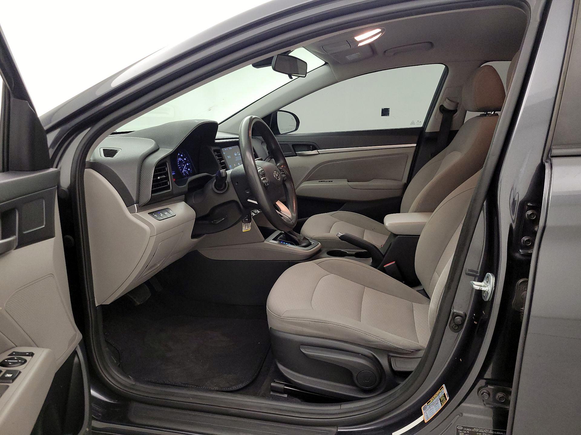 Thumbnail: 2020 Hyundai Elantra - 11