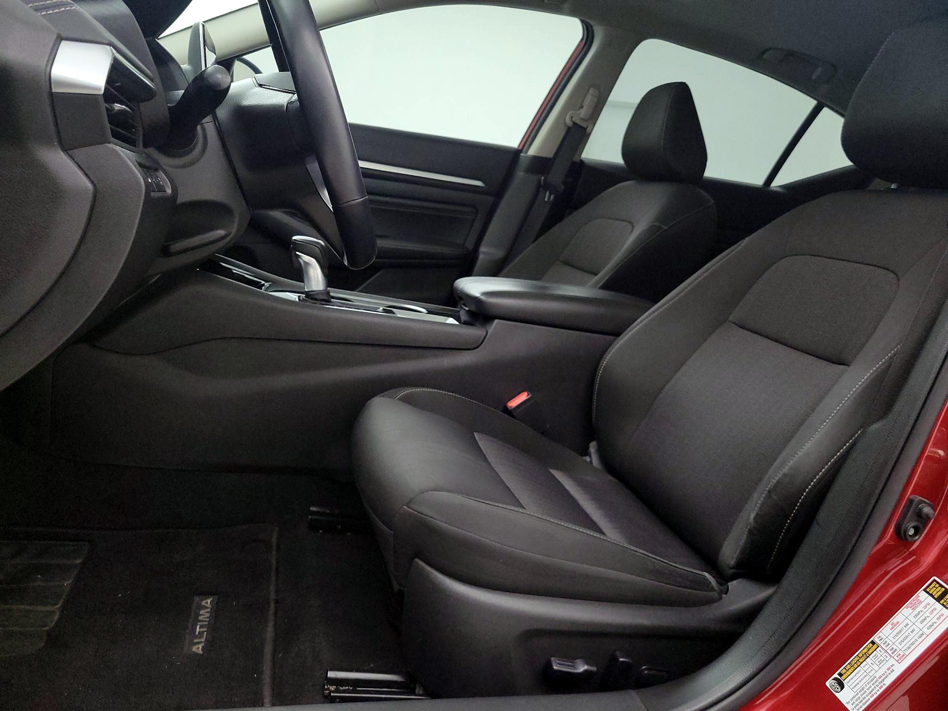 Thumbnail: 2021 Nissan Altima - 11
