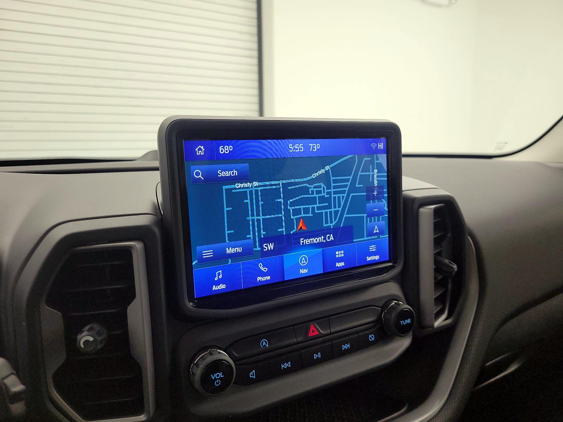 Thumbnail: 2022 Ford Bronco Sport - 14