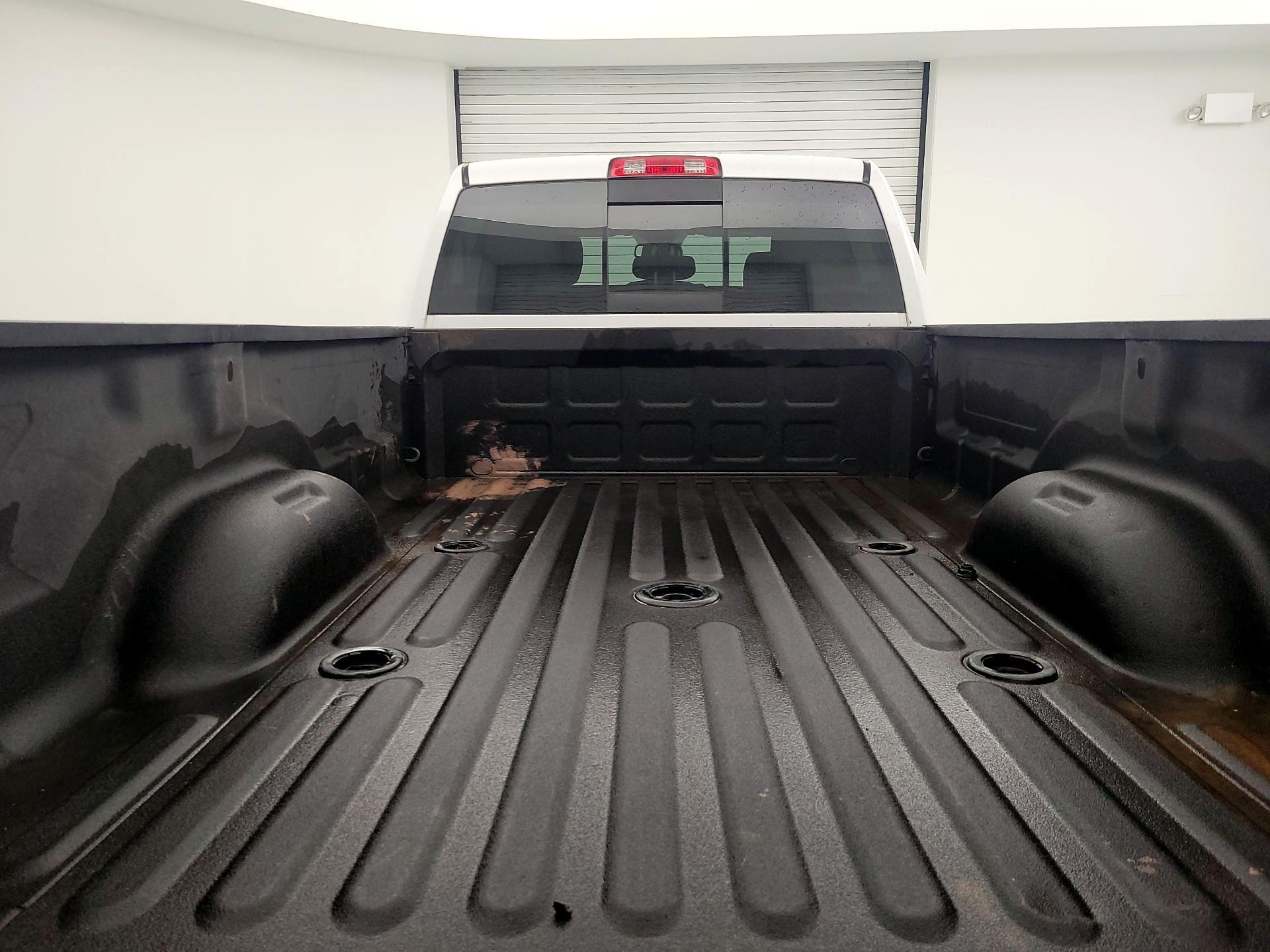 Thumbnail: 2016 RAM 3500 - 19