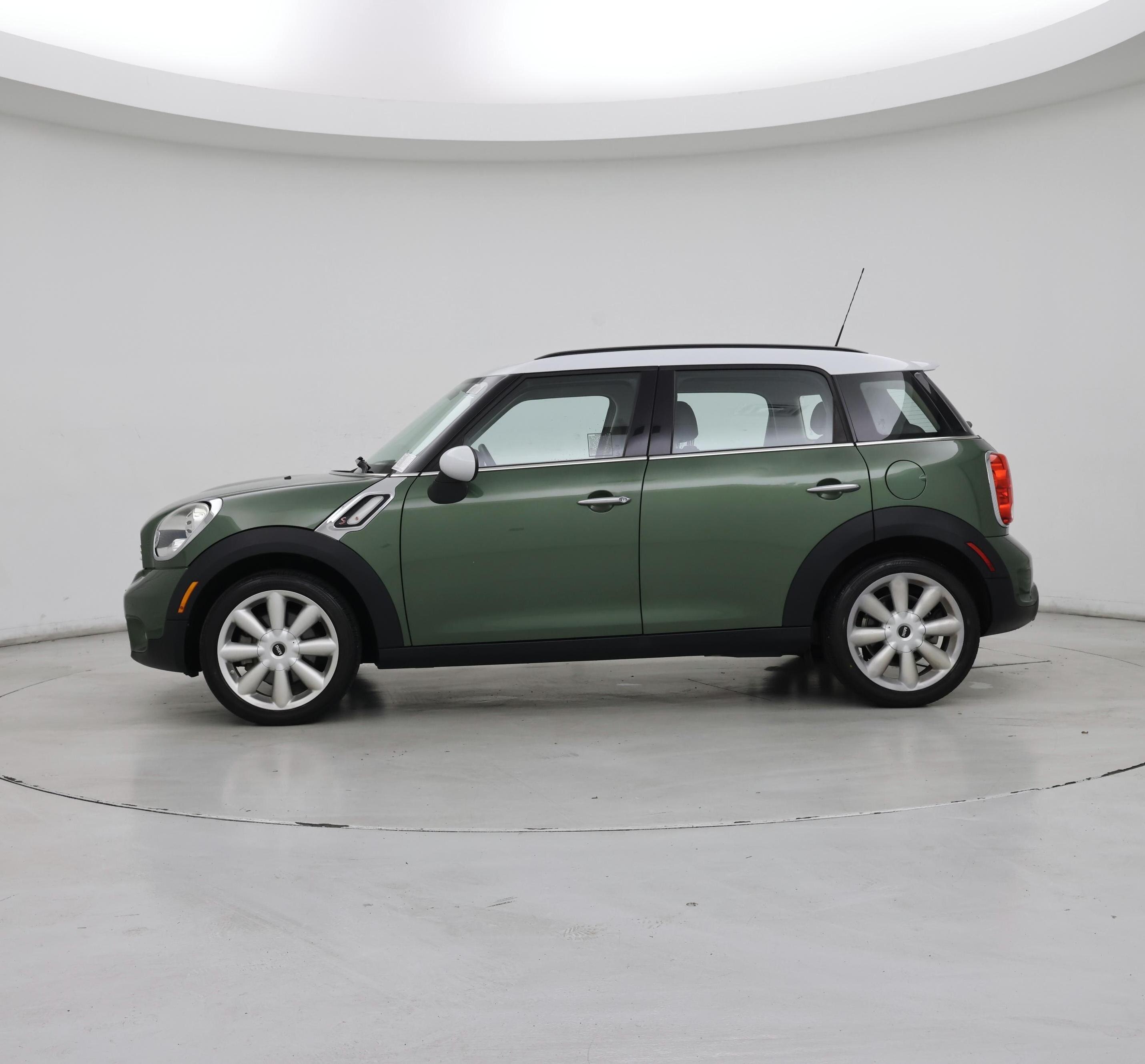 Thumbnail: 2016 MINI Cooper Countryman - 3