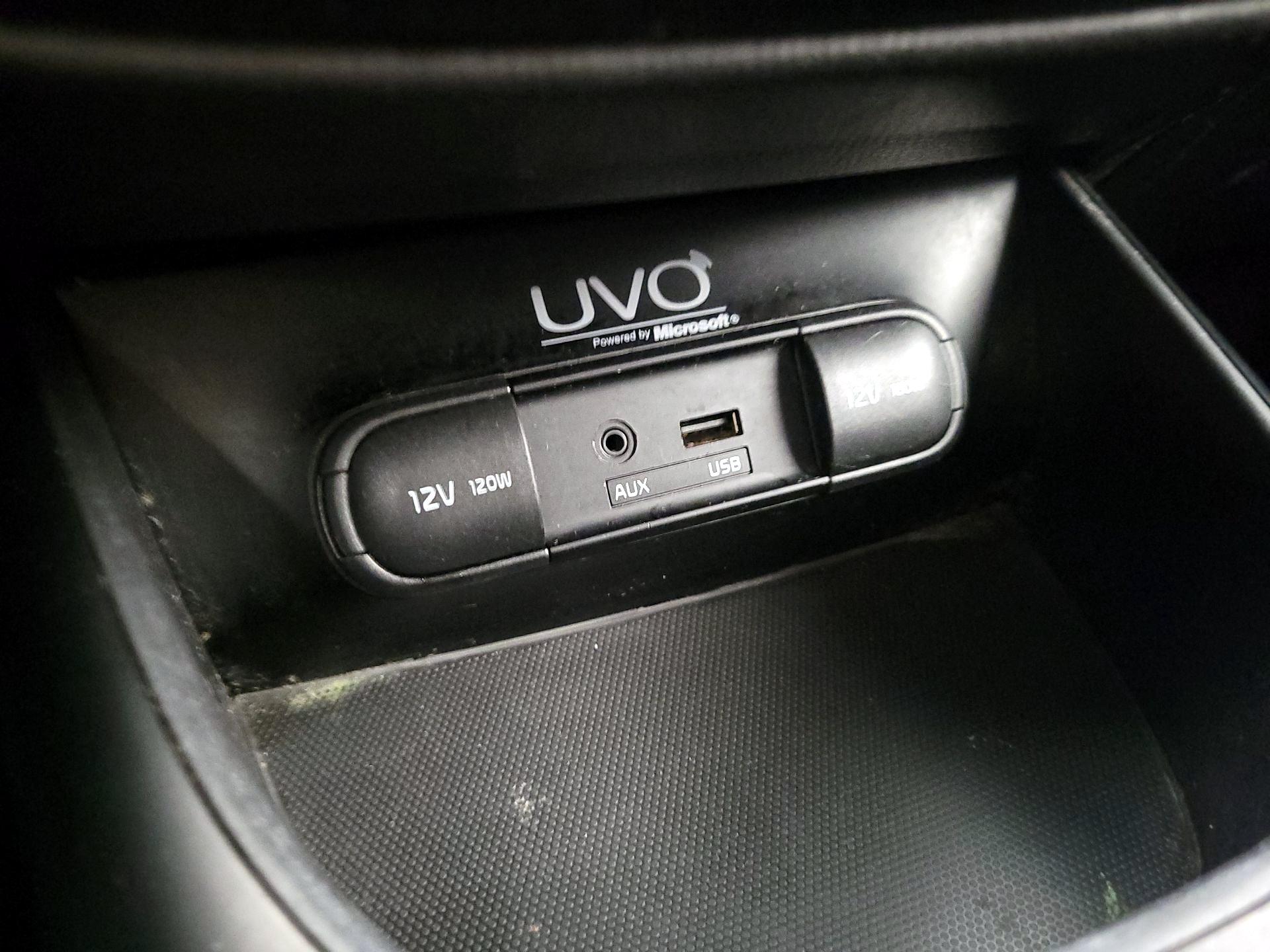 Thumbnail: 2015 Kia Soul - 18