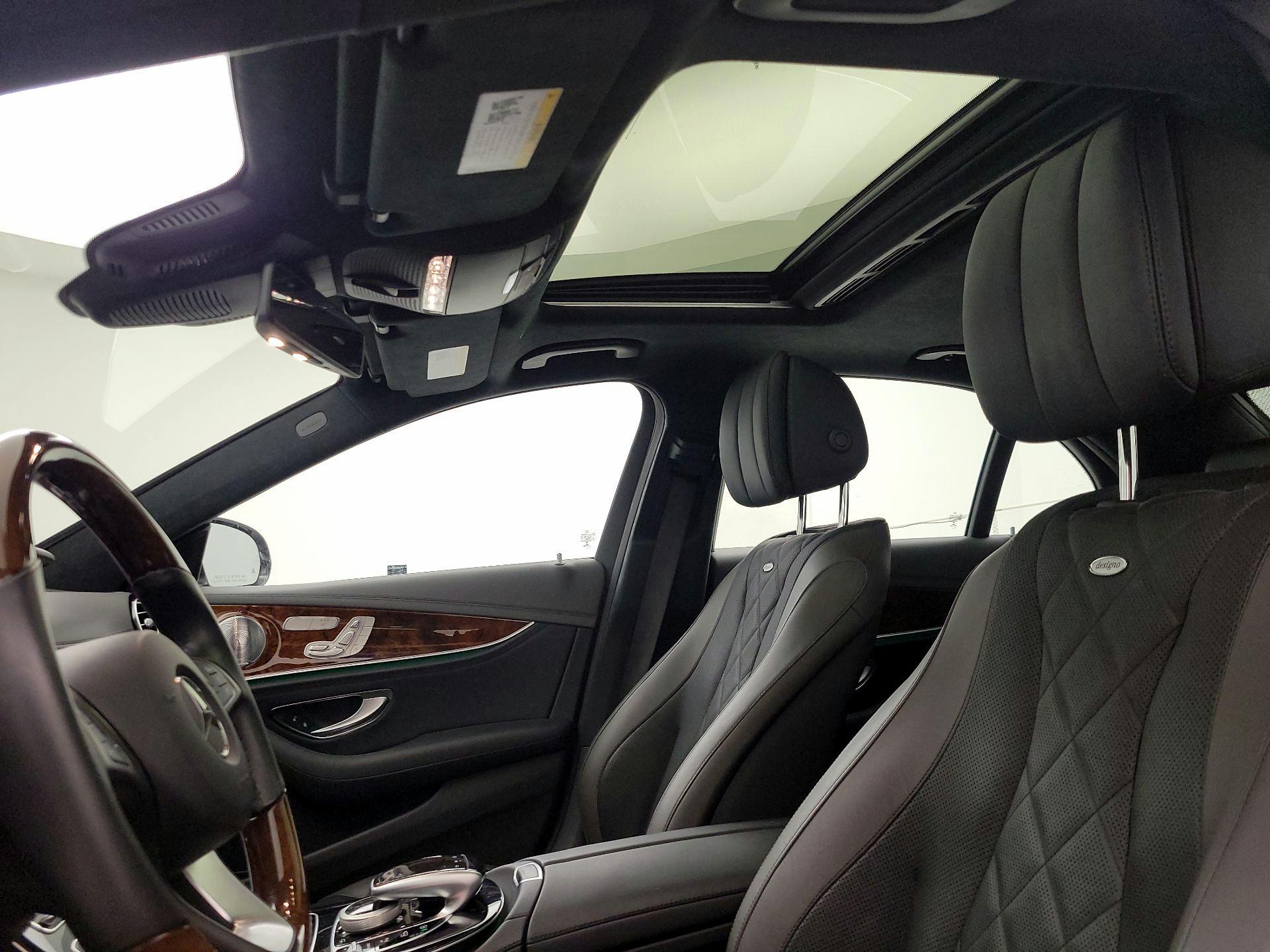 Thumbnail: 2017 Mercedes-Benz E-Class - 20