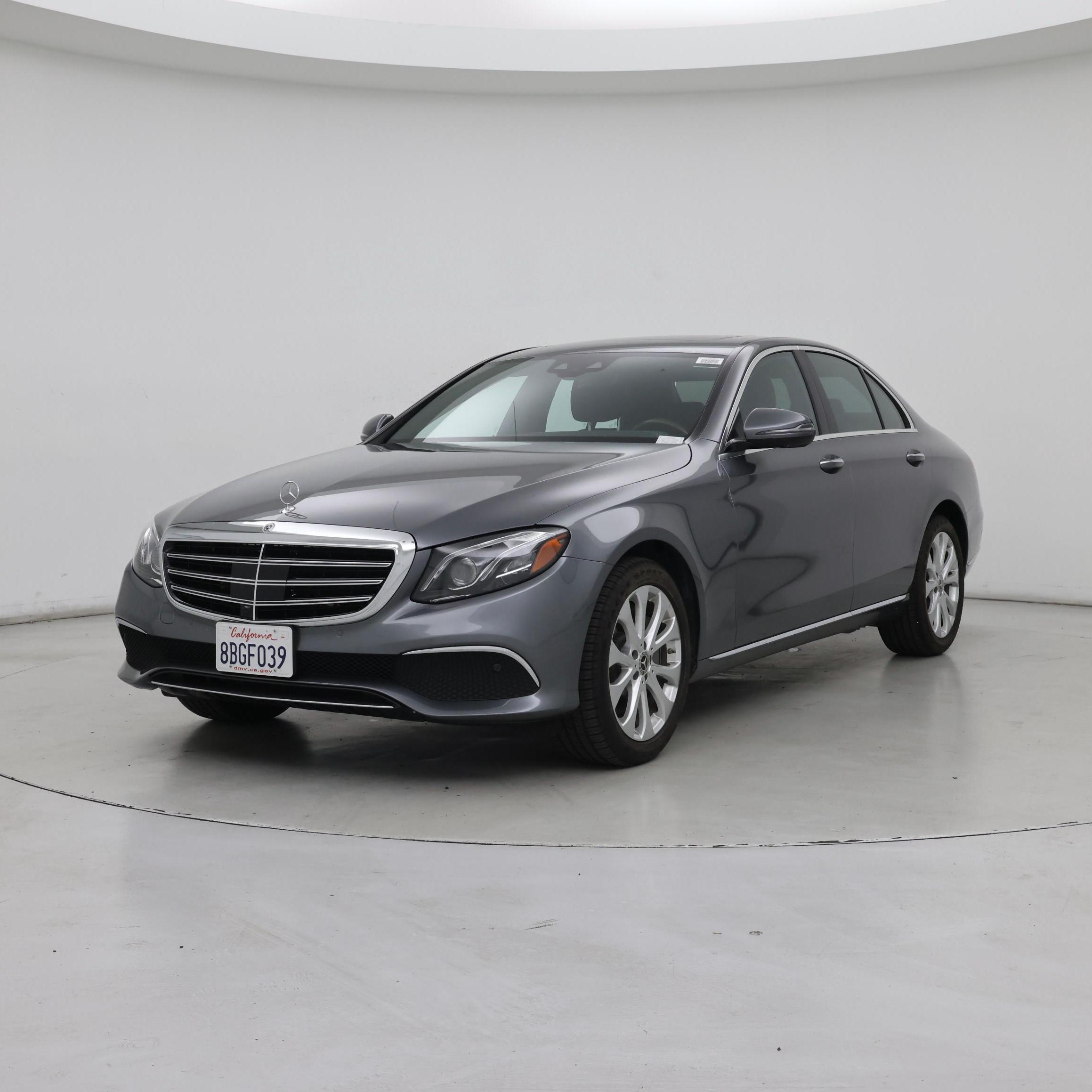 Thumbnail: 2017 Mercedes-Benz E-Class - 4