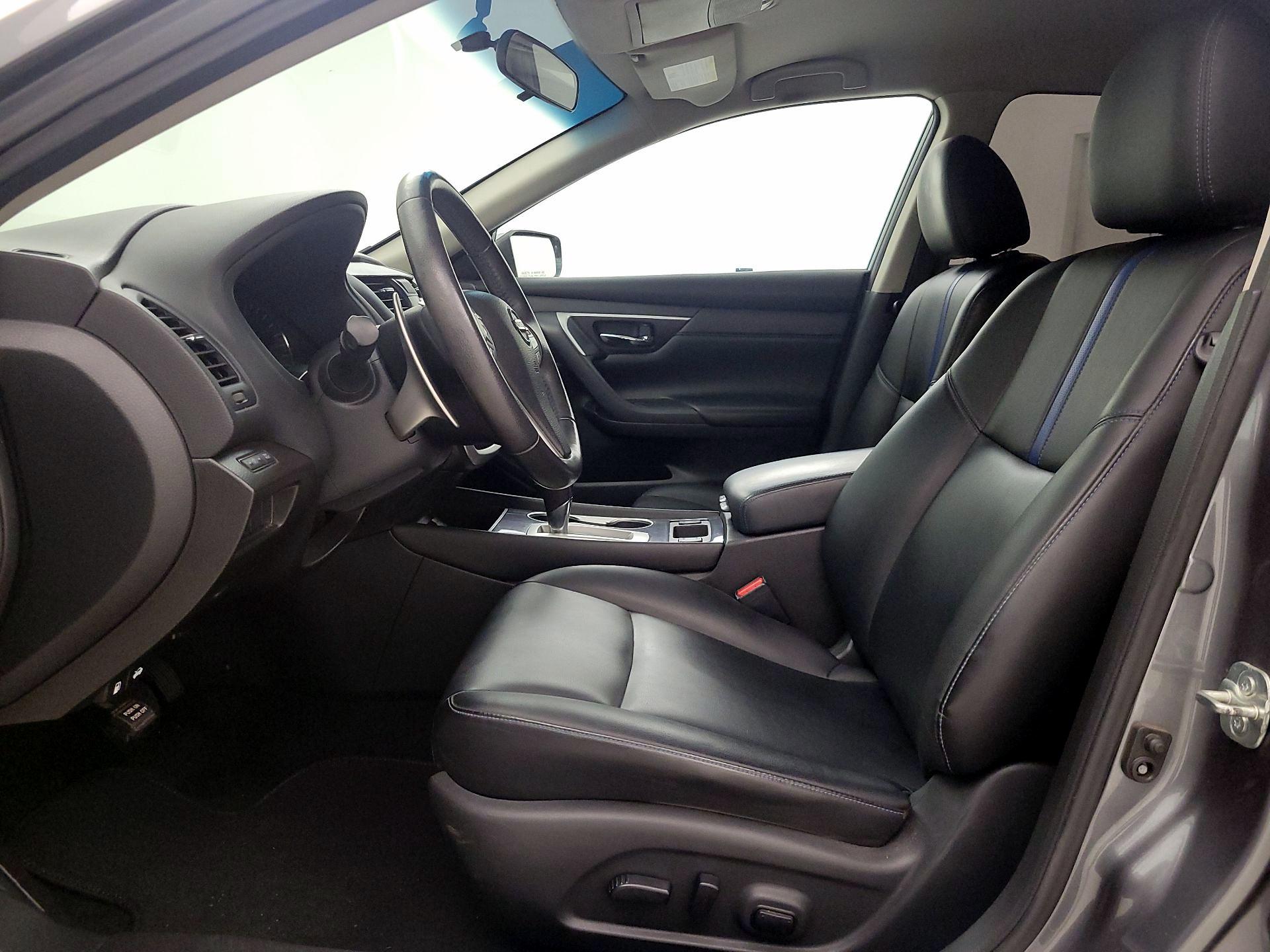 Thumbnail: 2018 Nissan Altima - 11