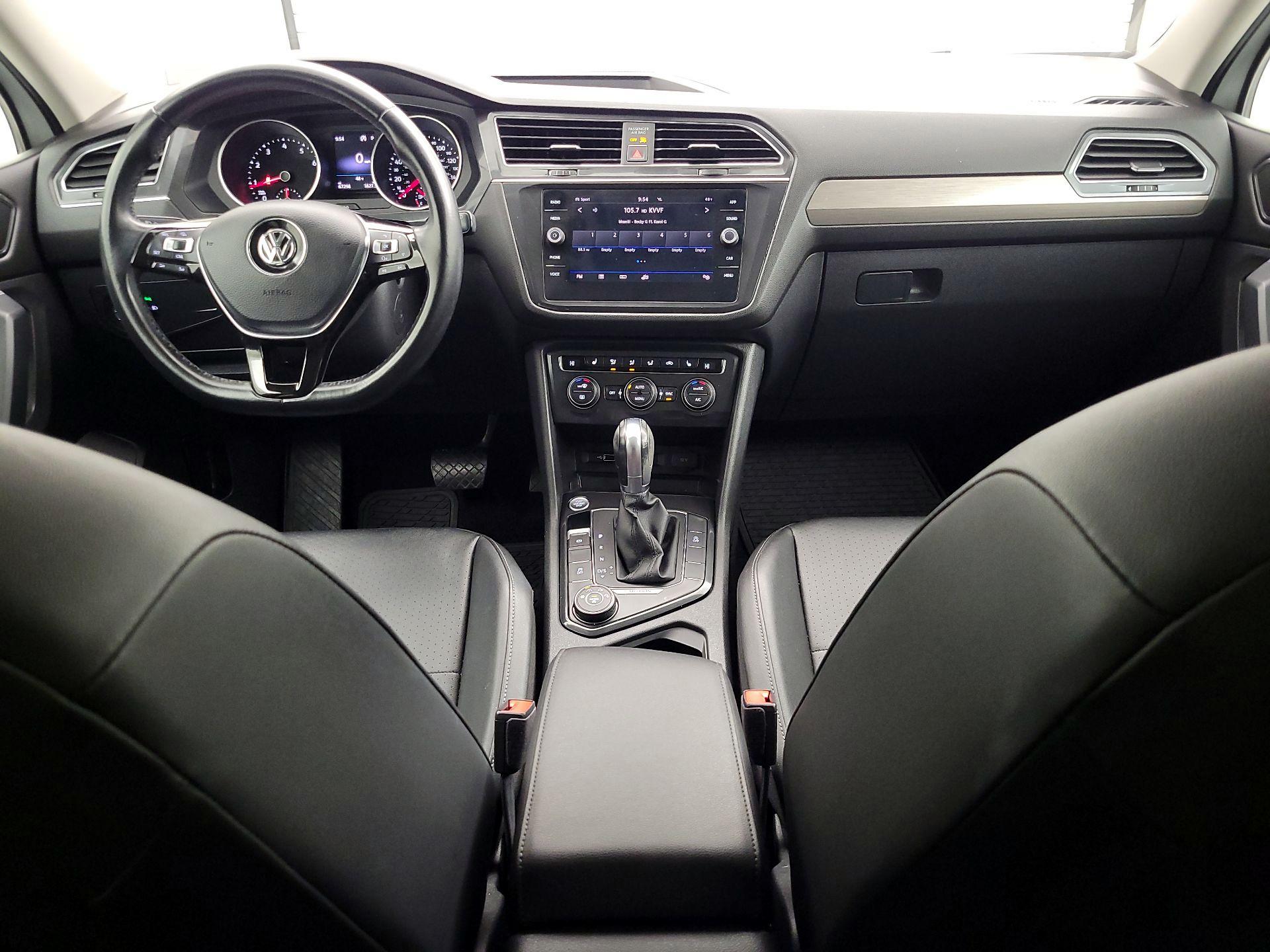 Thumbnail: 2018 Volkswagen Tiguan - 9