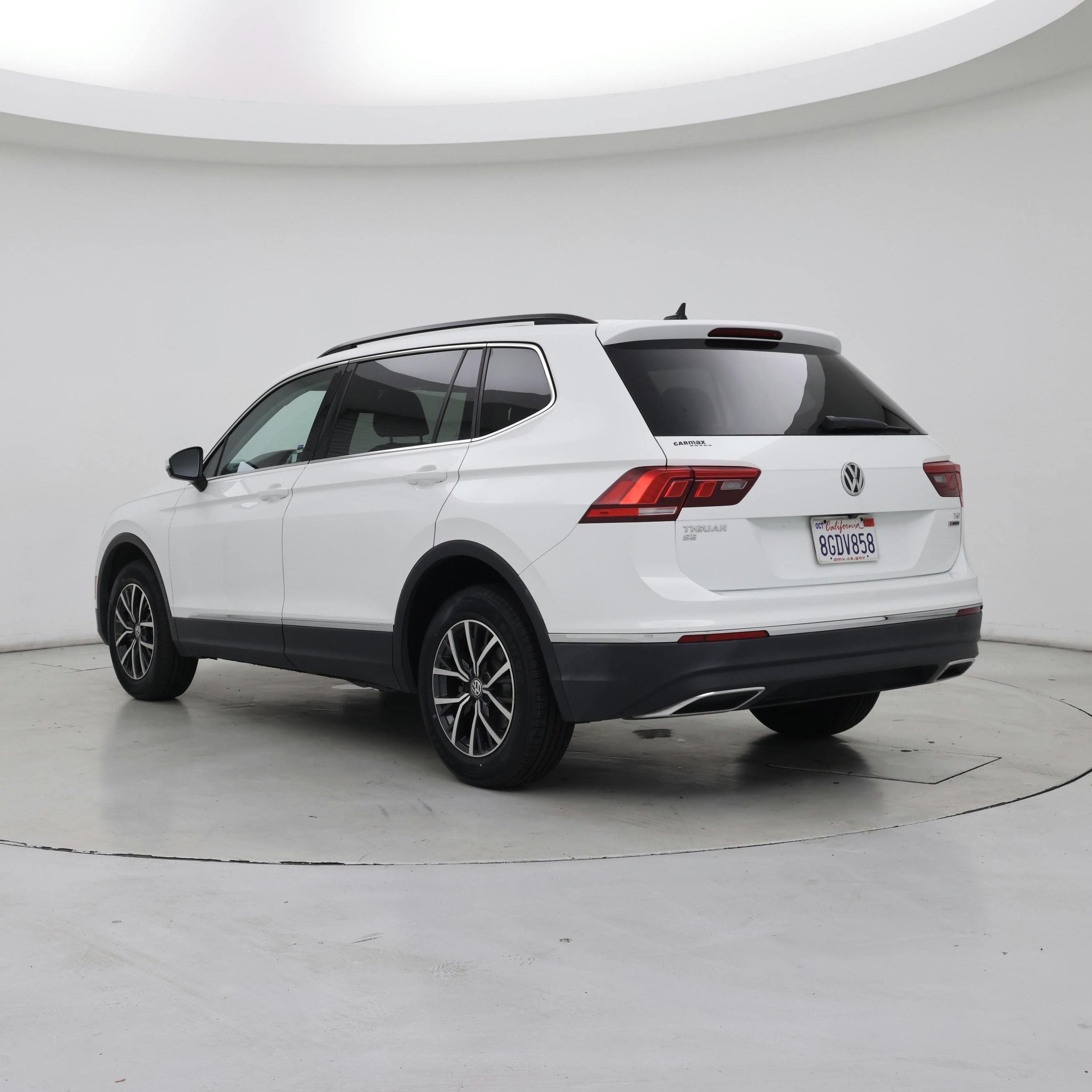 Thumbnail: 2018 Volkswagen Tiguan - 2