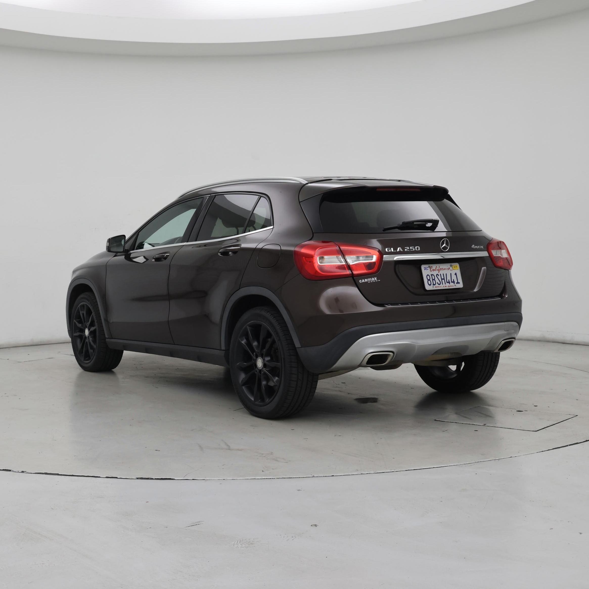 Thumbnail: 2016 Mercedes-Benz GLA - 2