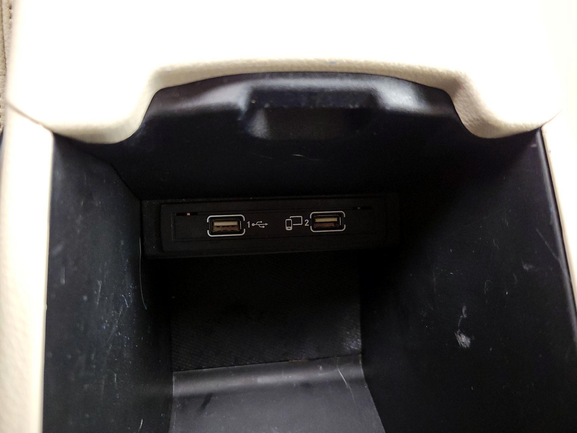 Thumbnail: 2016 Mercedes-Benz GLA - 19