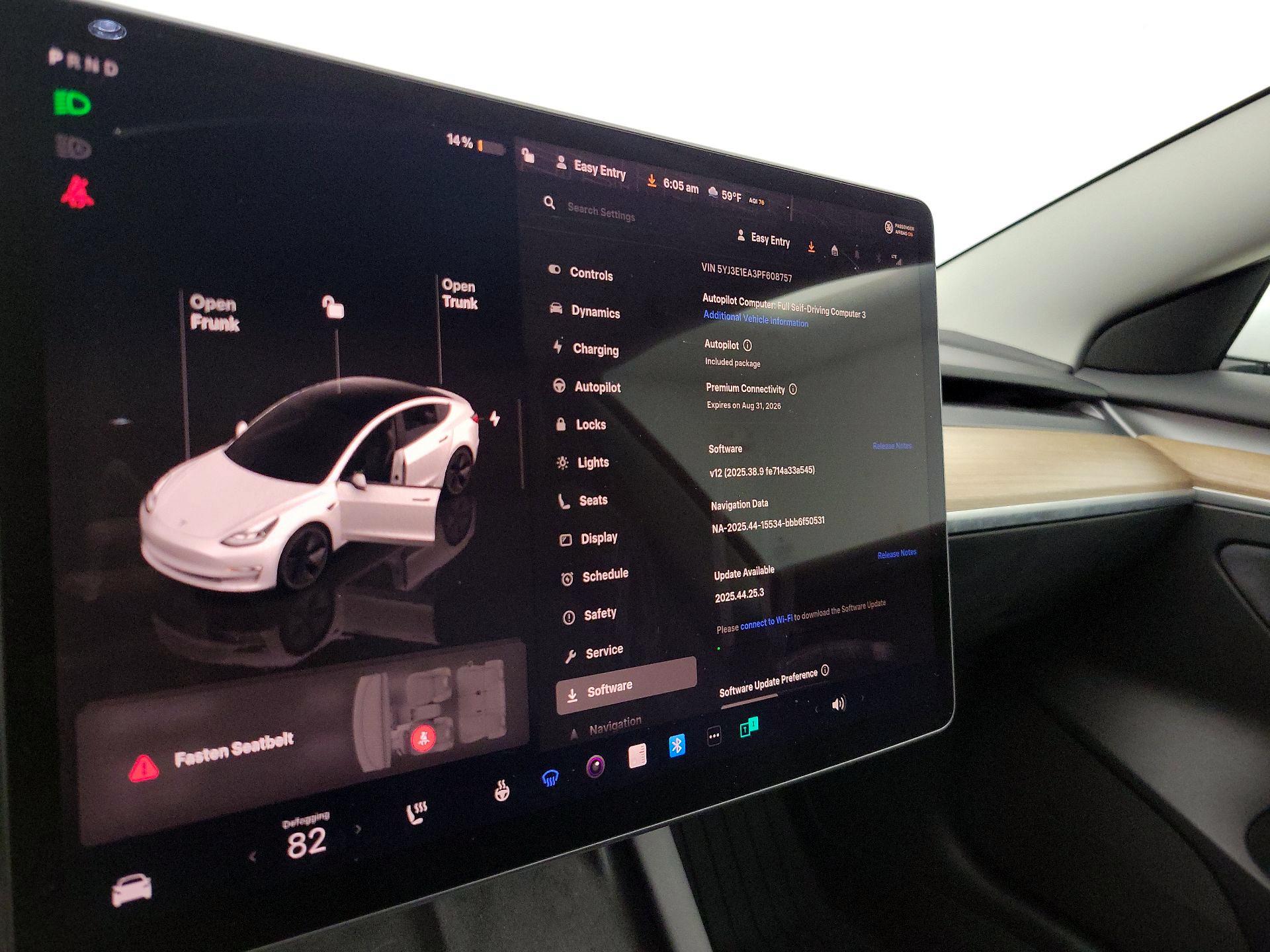 Thumbnail: 2023 Tesla Model 3 - 13