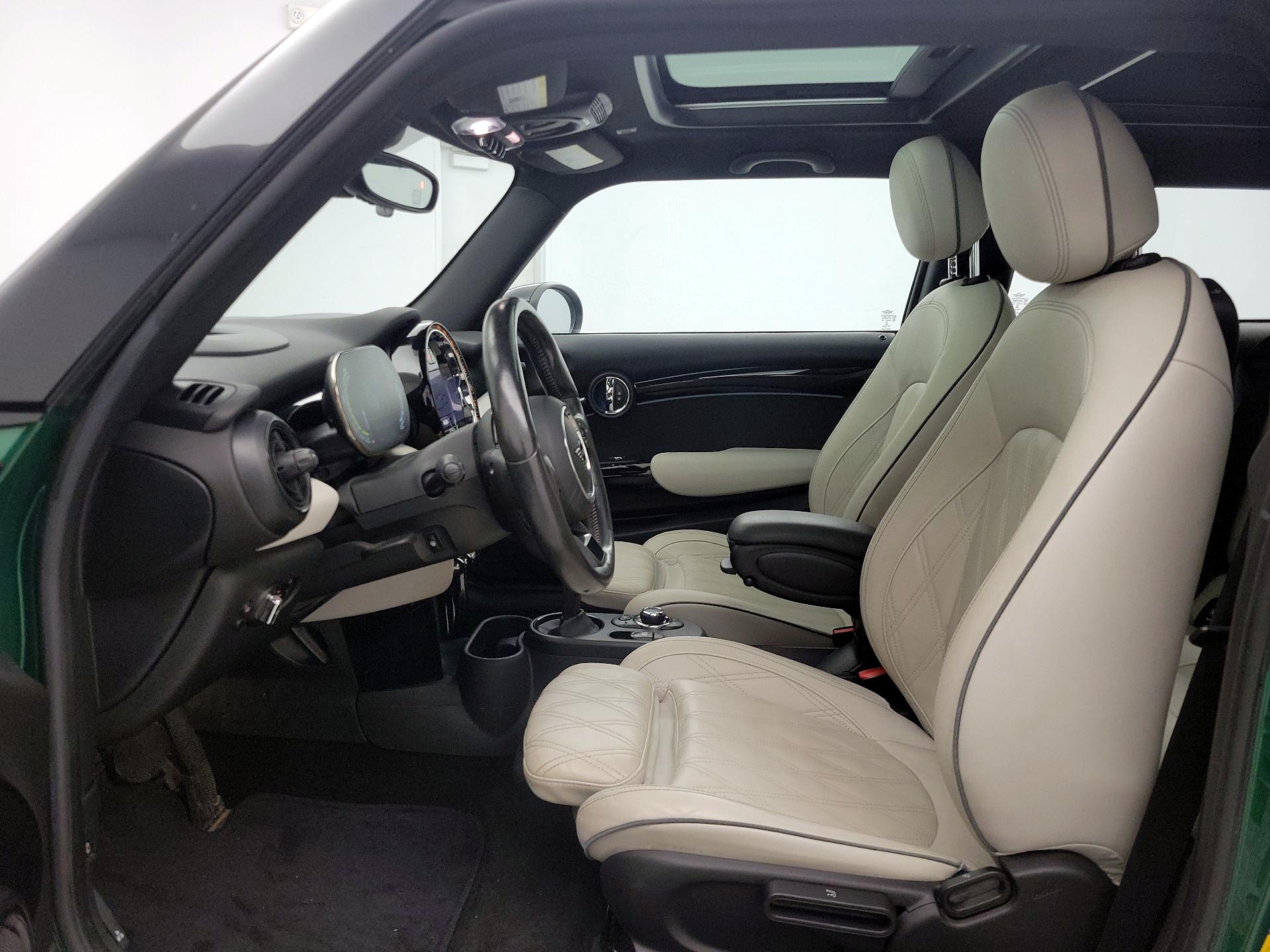 Thumbnail: 2022 MINI Cooper Hardtop - 11