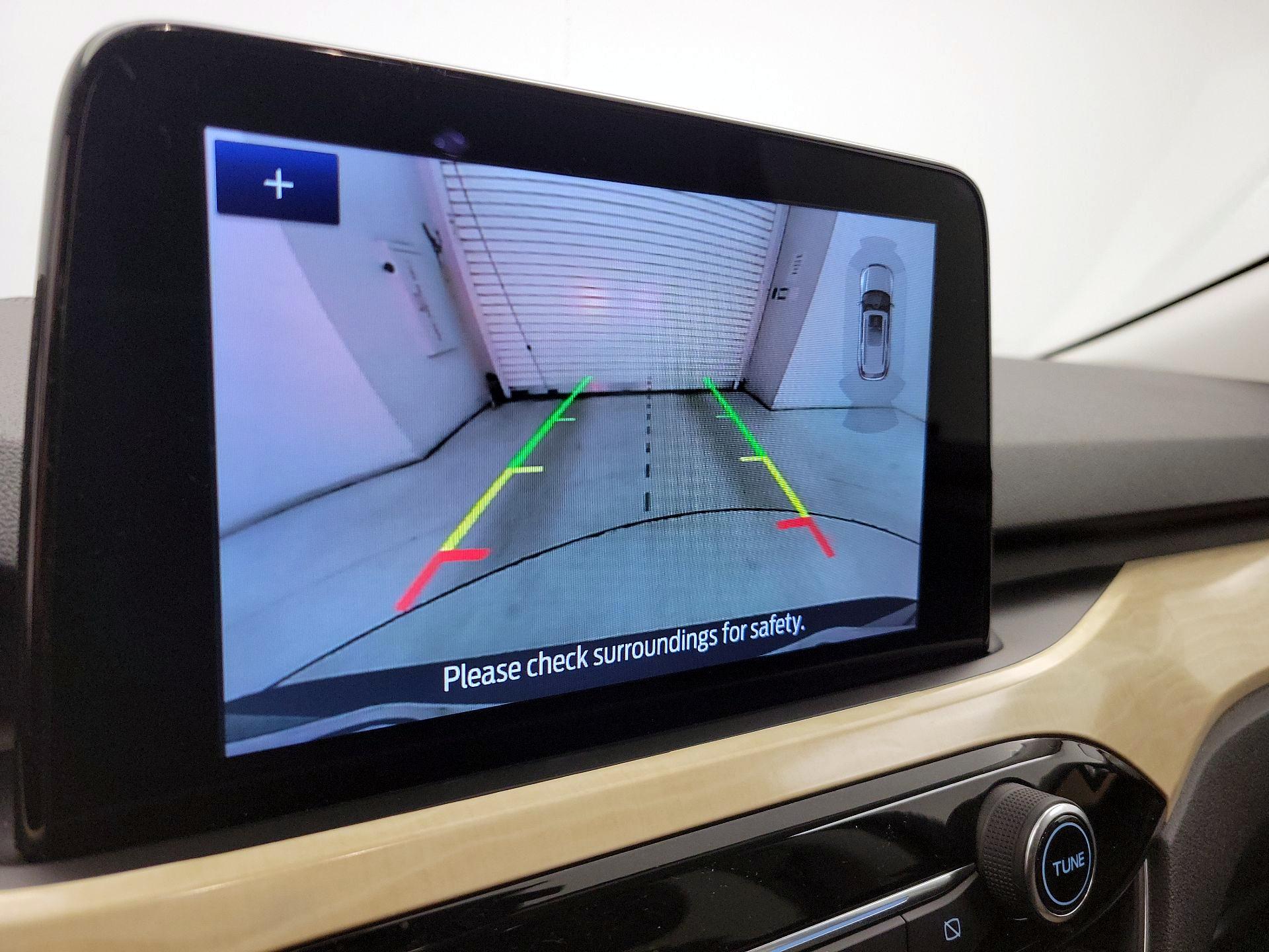 Thumbnail: 2021 Ford Escape - 15