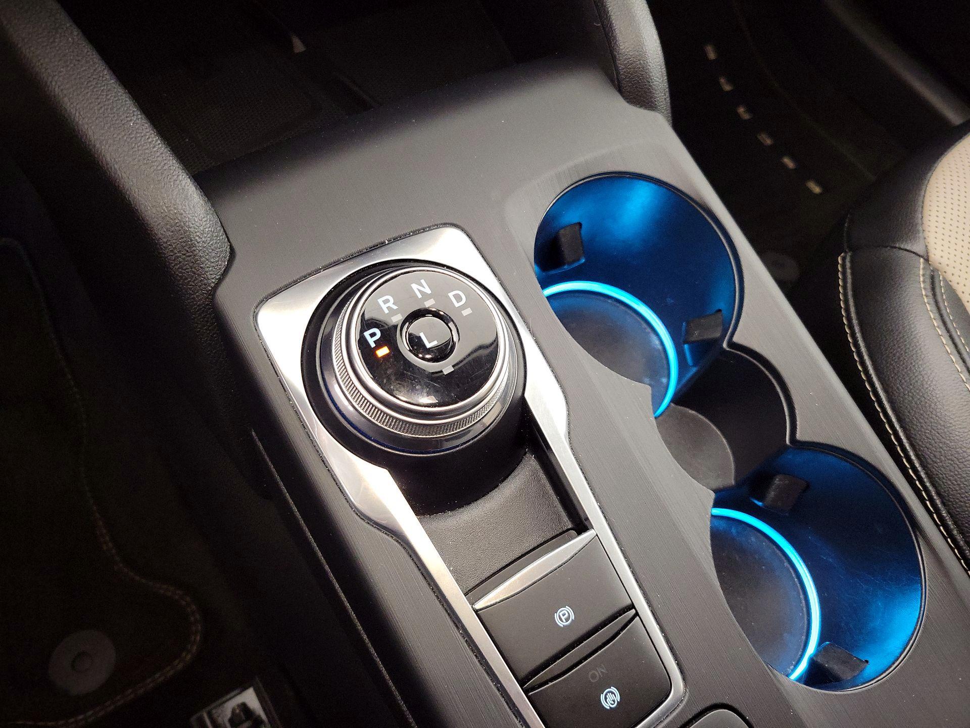 Thumbnail: 2021 Ford Escape - 18