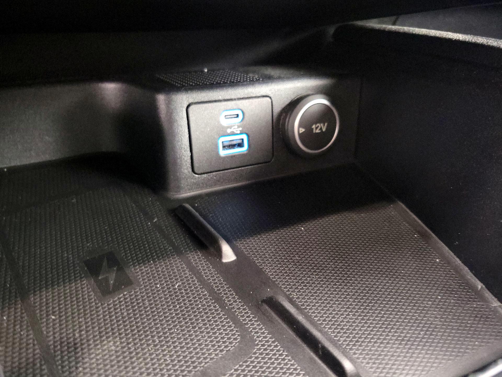 Thumbnail: 2021 Ford Escape - 19