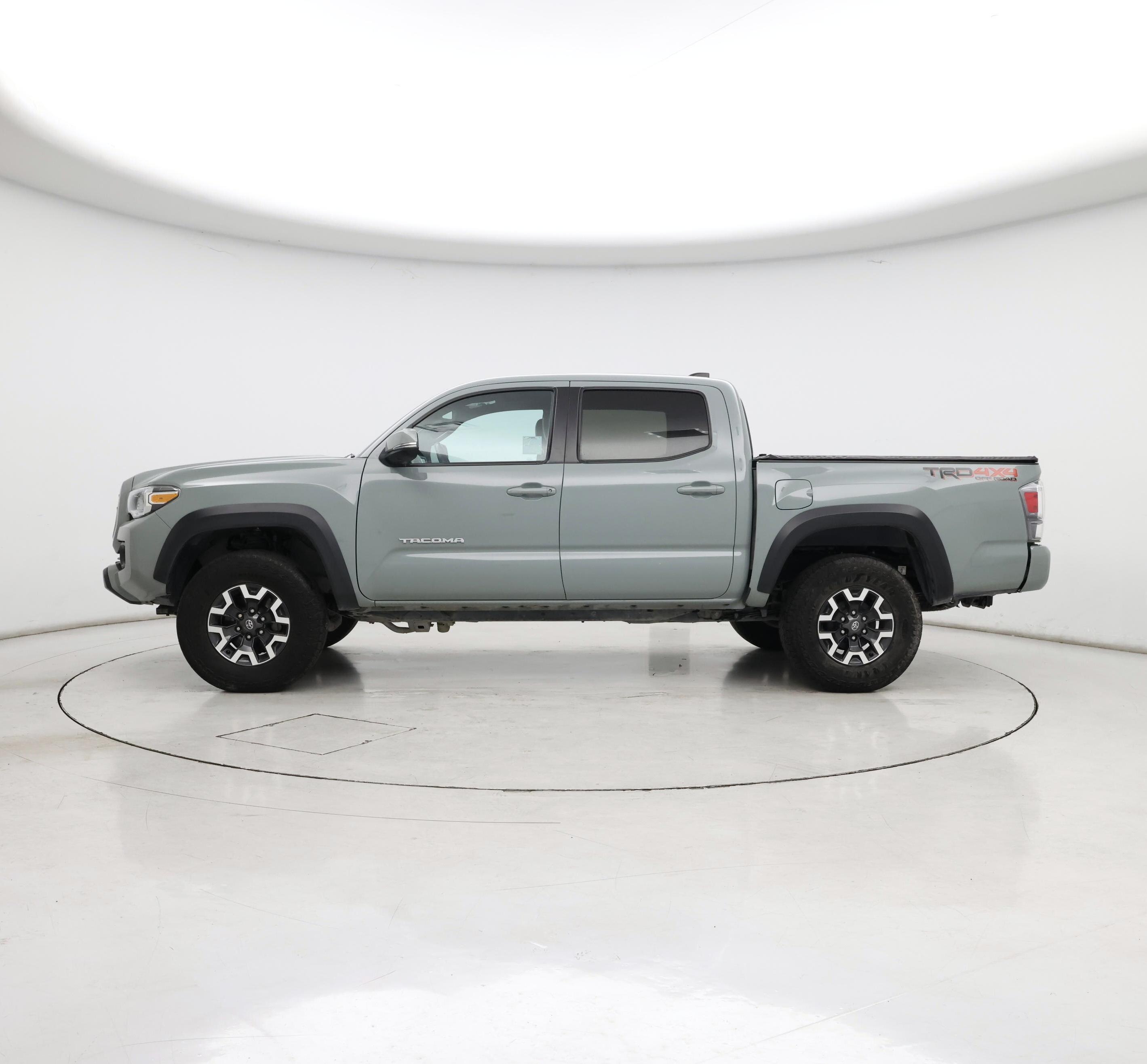 Thumbnail: 2023 Toyota Tacoma - 3