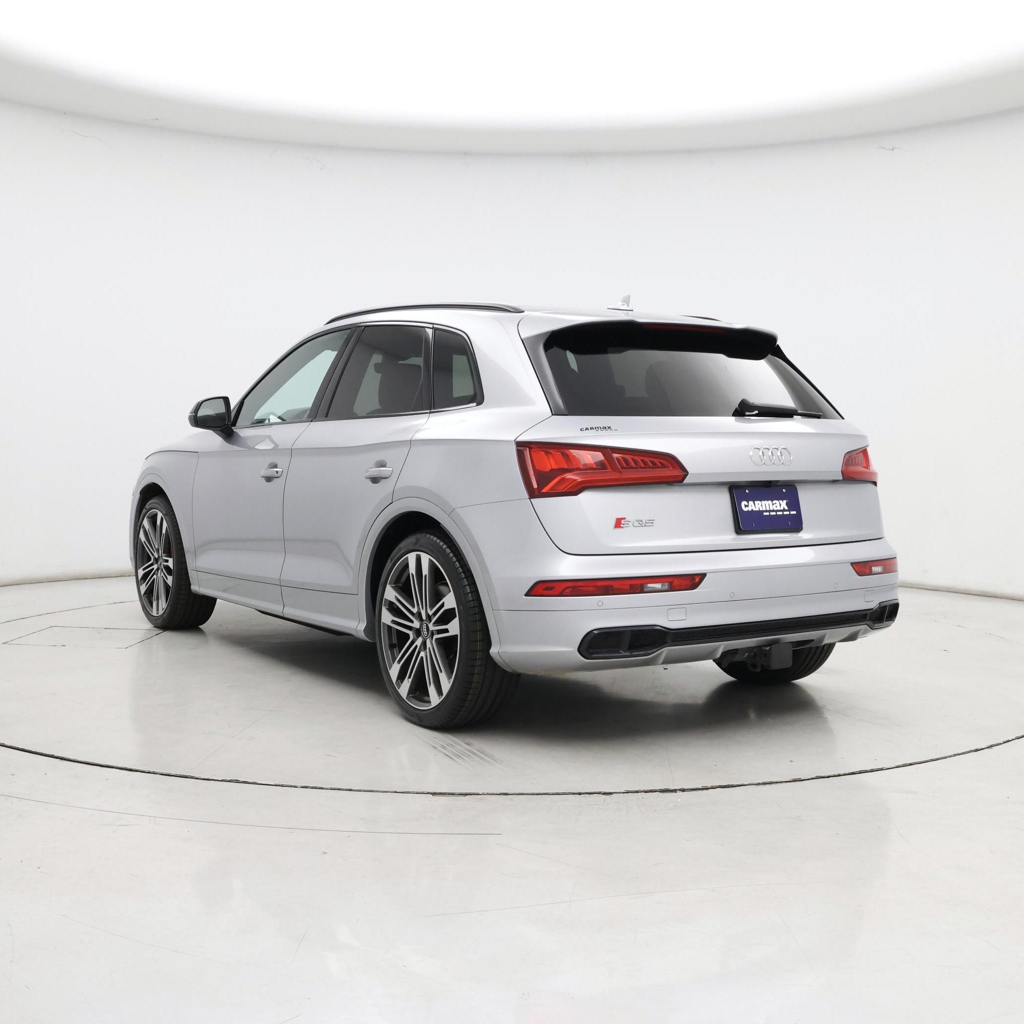 Thumbnail: 2019 Audi SQ5 - 2