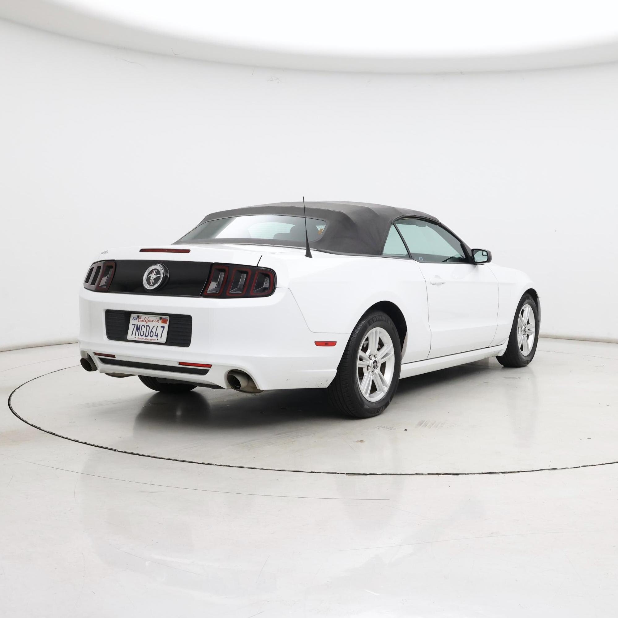 Thumbnail: 2014 Ford Mustang - 8