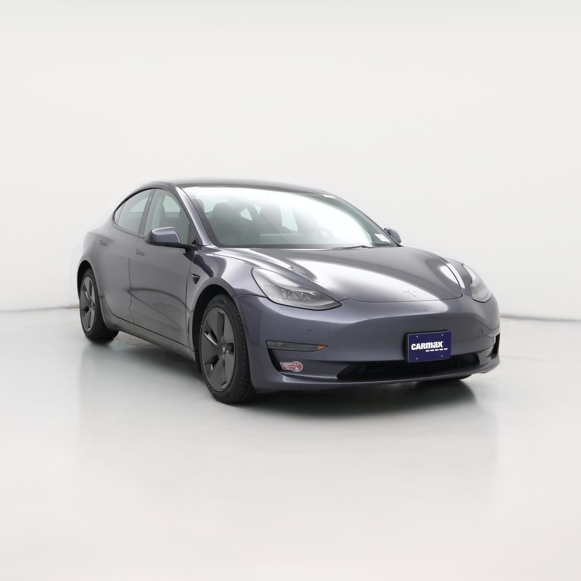 Thumbnail: 2023 Tesla Model 3 - 1