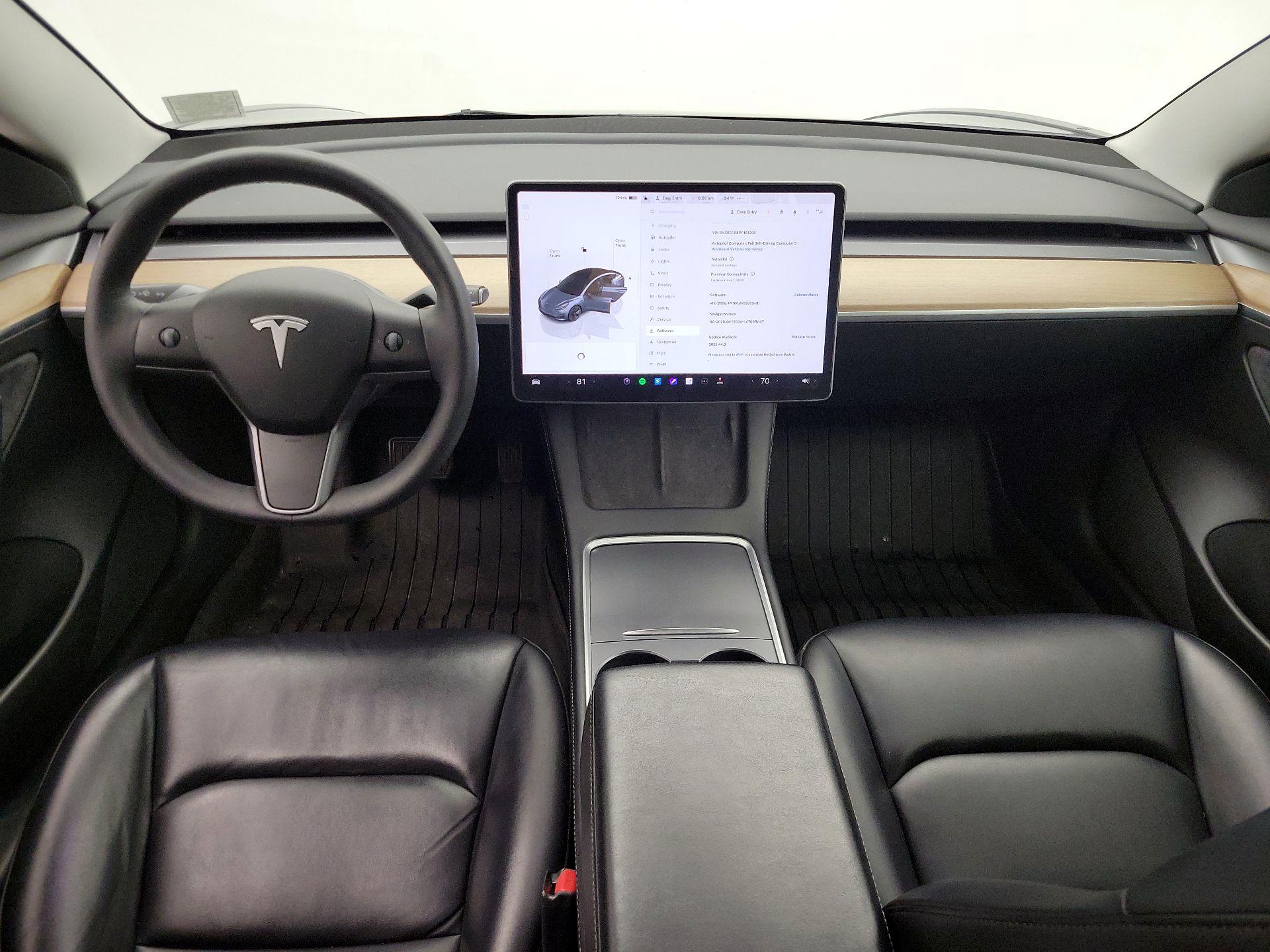 Thumbnail: 2023 Tesla Model 3 - 9