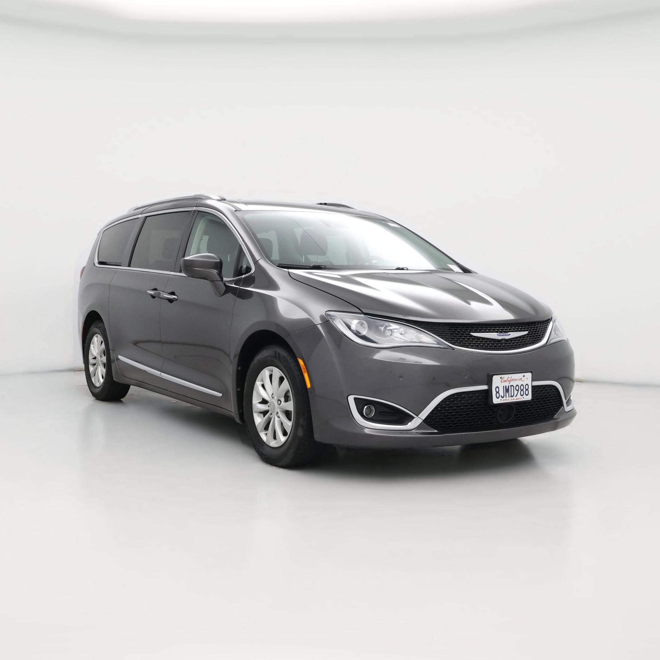 Thumbnail: 2019 Chrysler Pacifica - 1