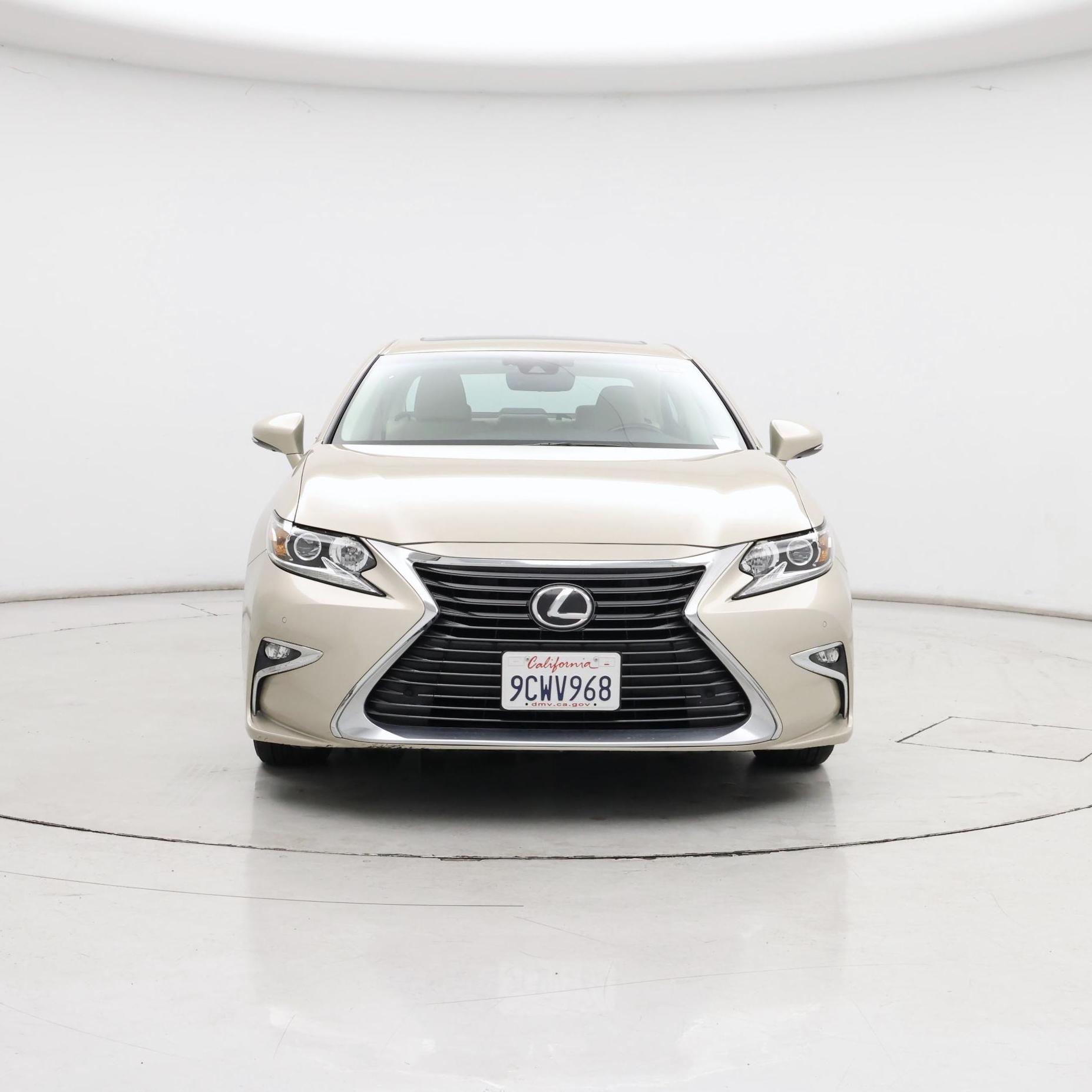 Thumbnail: 2018 Lexus ES - 5