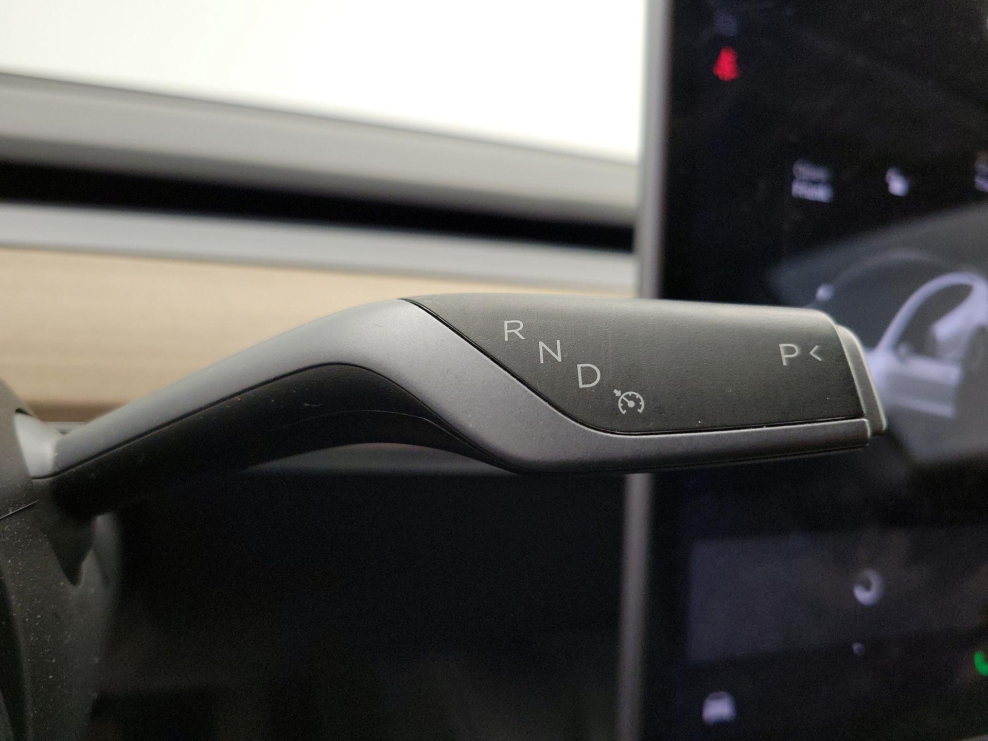 Thumbnail: 2021 Tesla Model 3 - 17