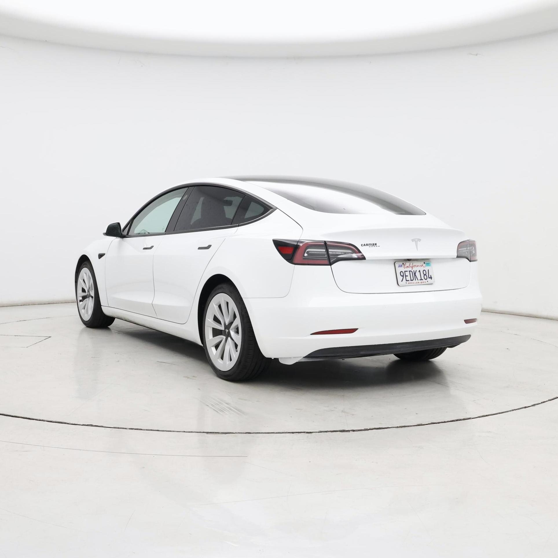 Thumbnail: 2021 Tesla Model 3 - 2