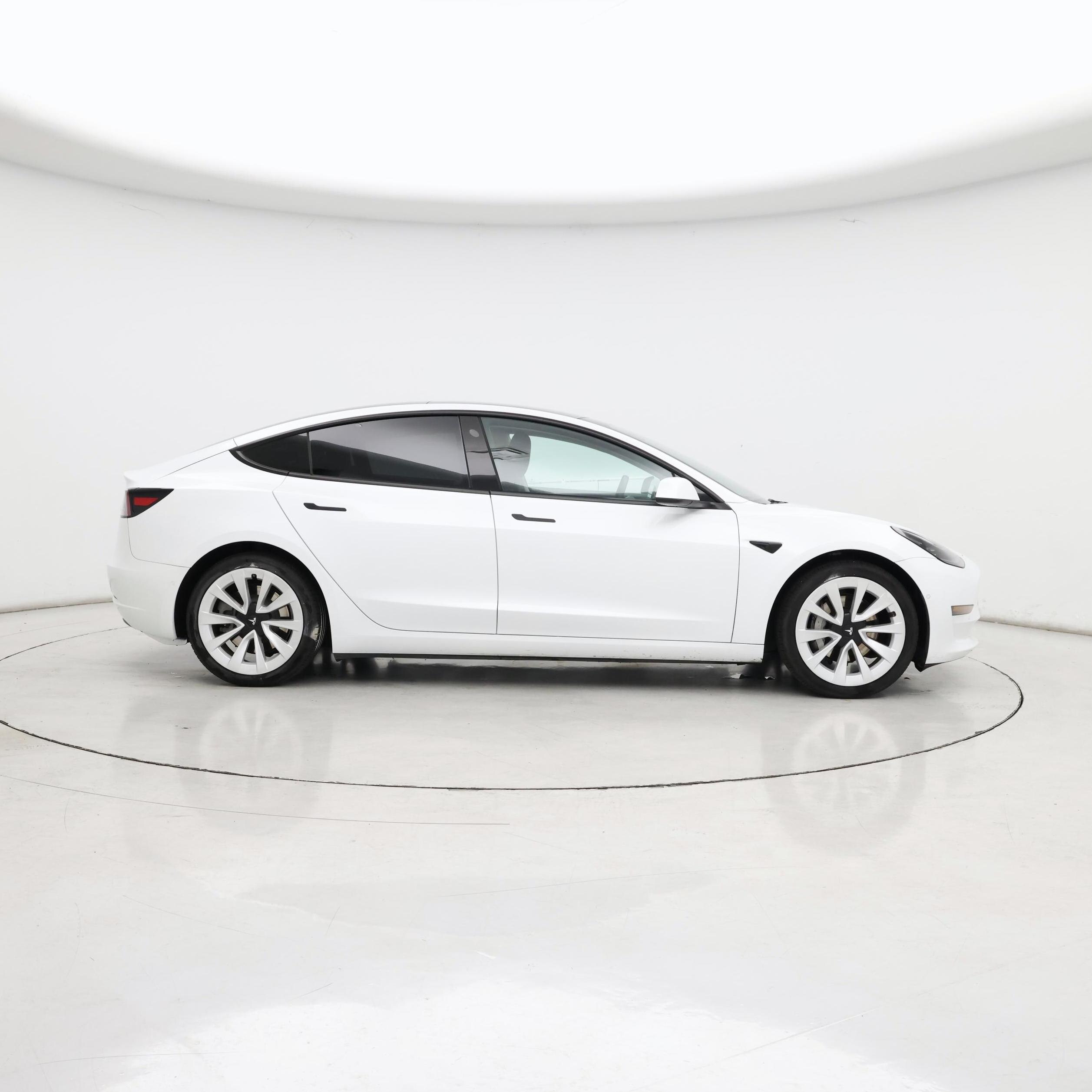 Thumbnail: 2021 Tesla Model 3 - 7