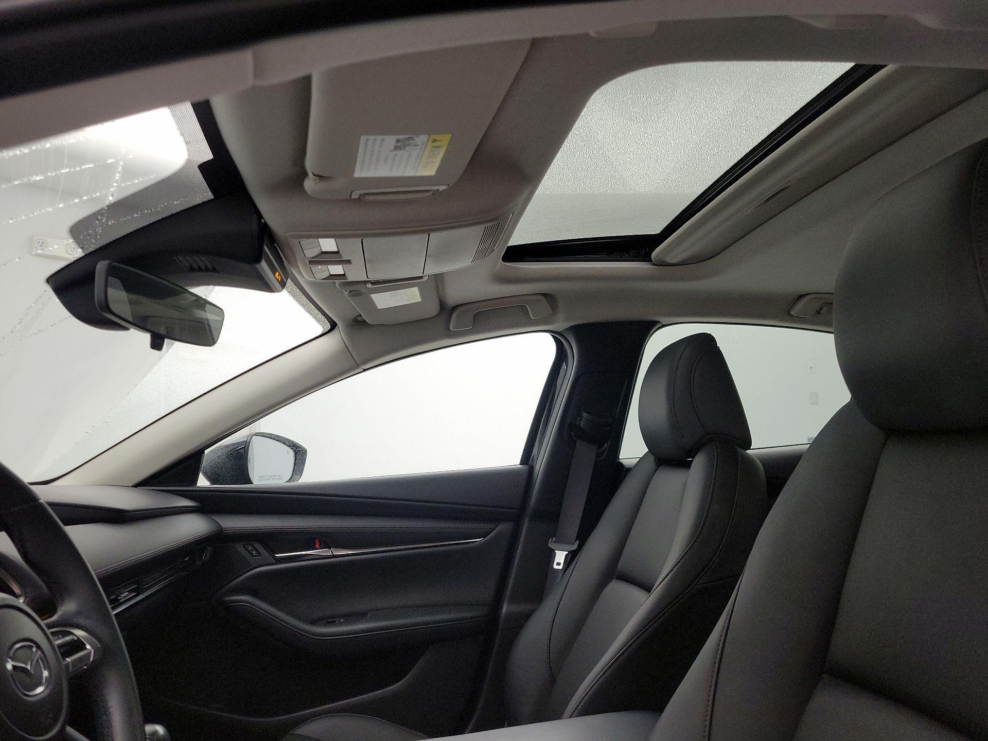 Thumbnail: 2021 Mazda Mazda3 - 18