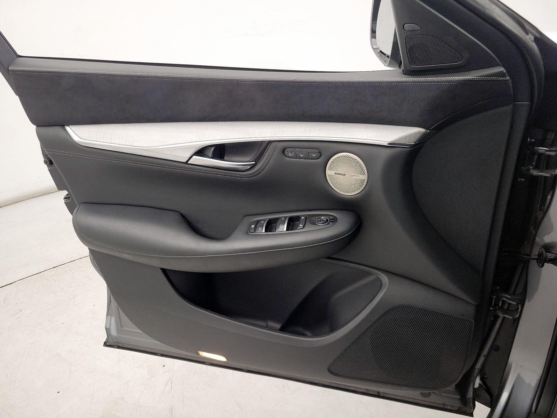 Thumbnail: 2019 INFINITI QX50 - 12