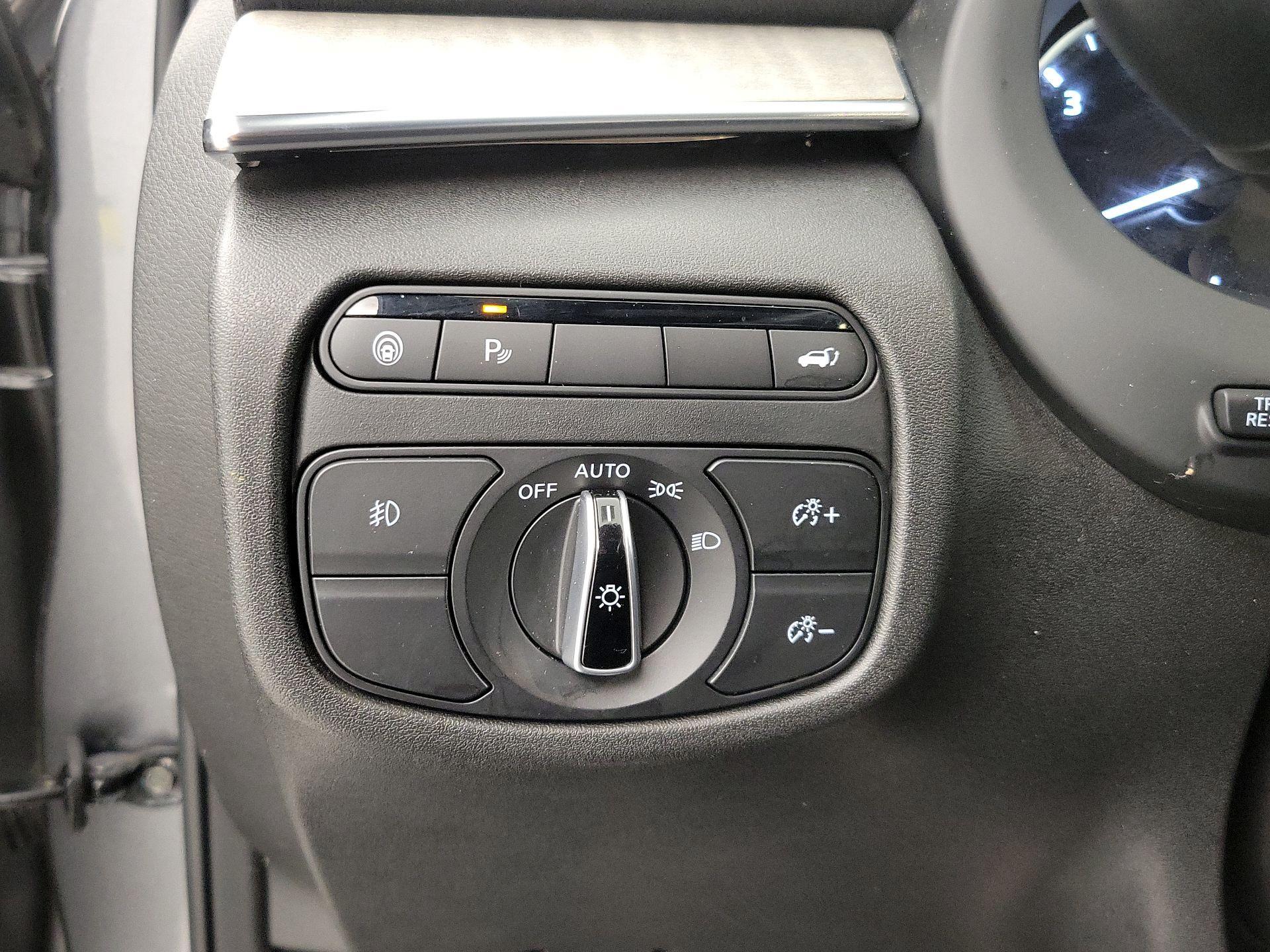 Thumbnail: 2019 INFINITI QX50 - 13