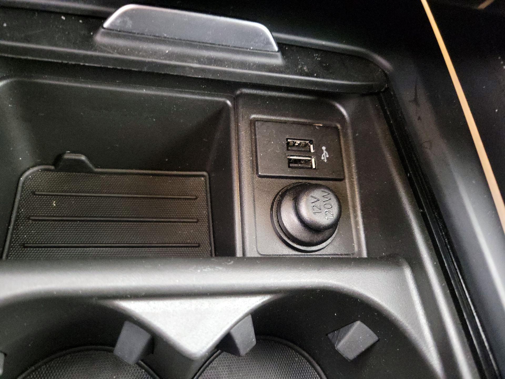 Thumbnail: 2019 INFINITI QX50 - 19