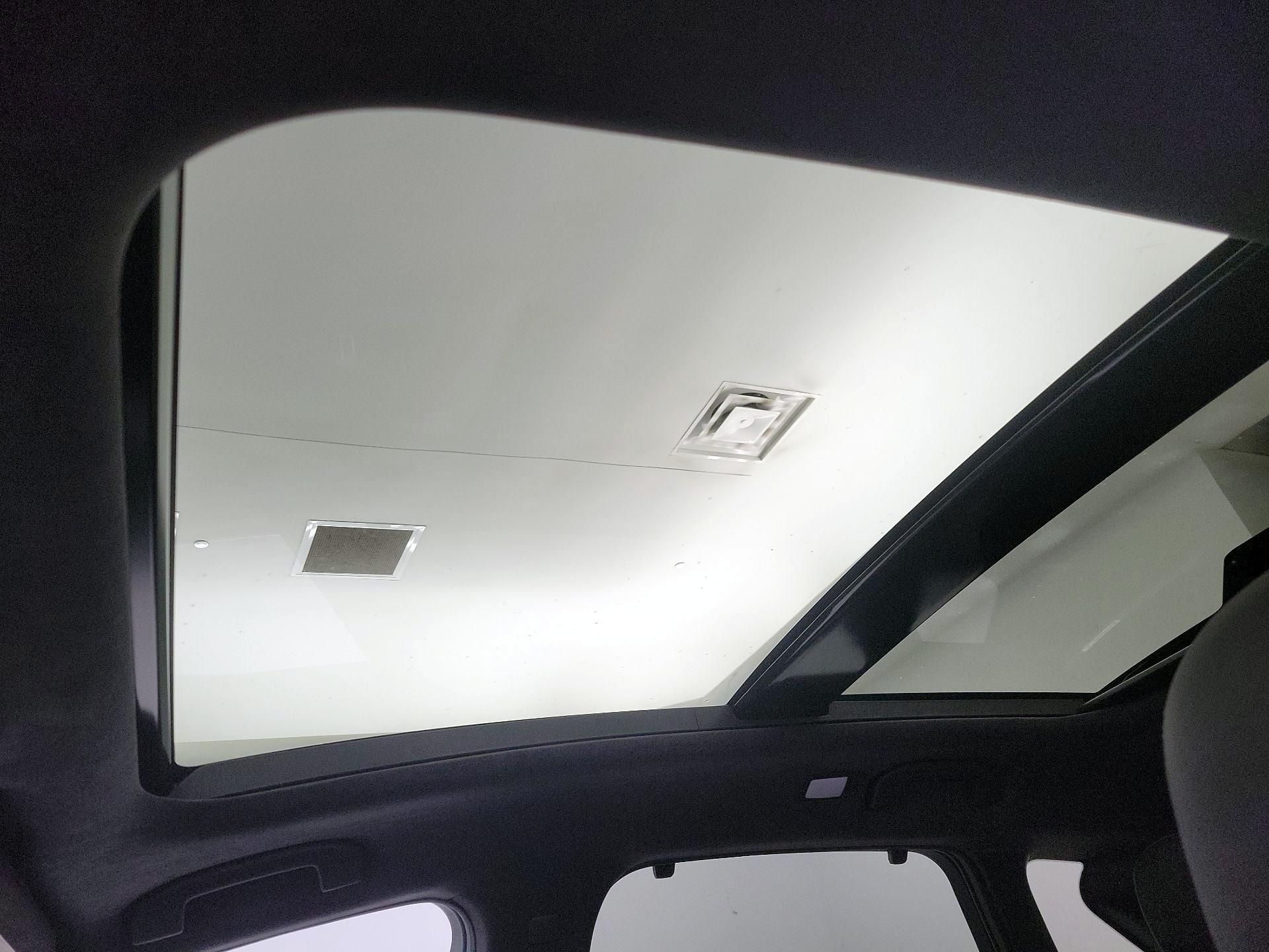 Thumbnail: 2019 INFINITI QX50 - 20