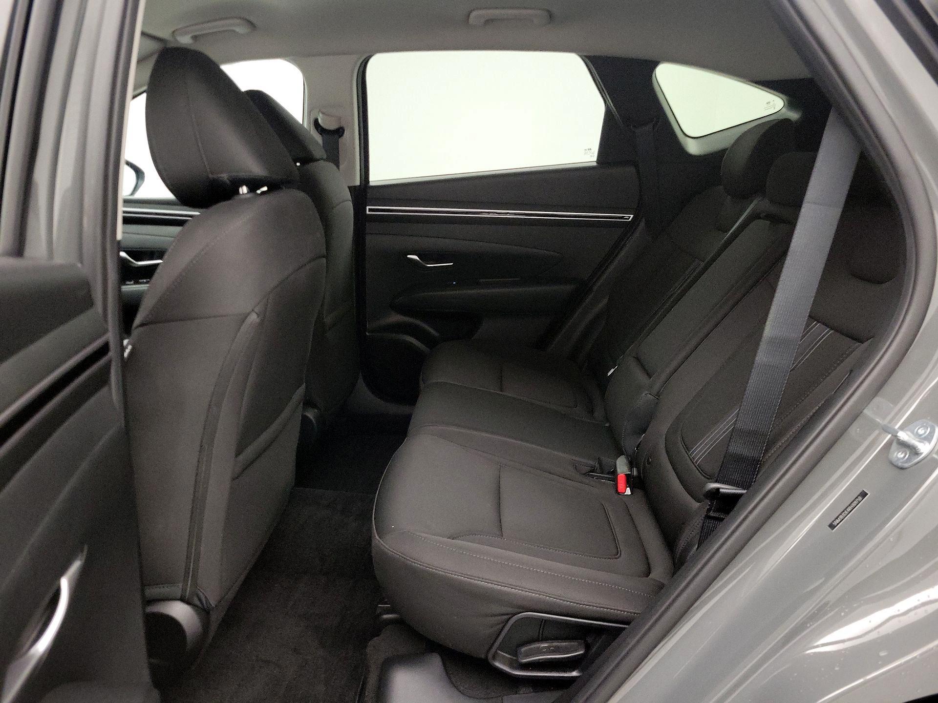 Thumbnail: 2024 Hyundai Tucson - 19