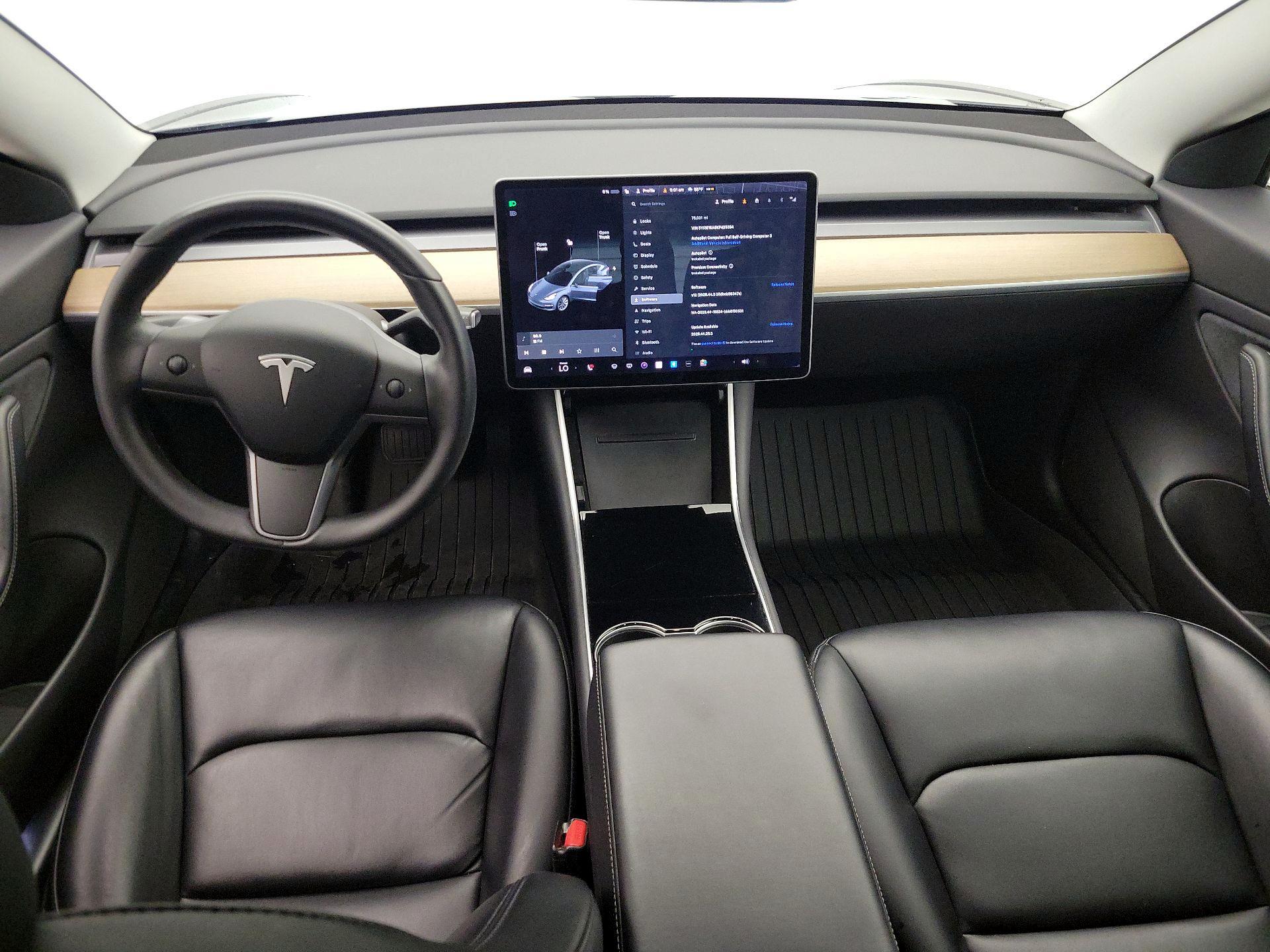 Thumbnail: 2019 Tesla Model 3 - 9