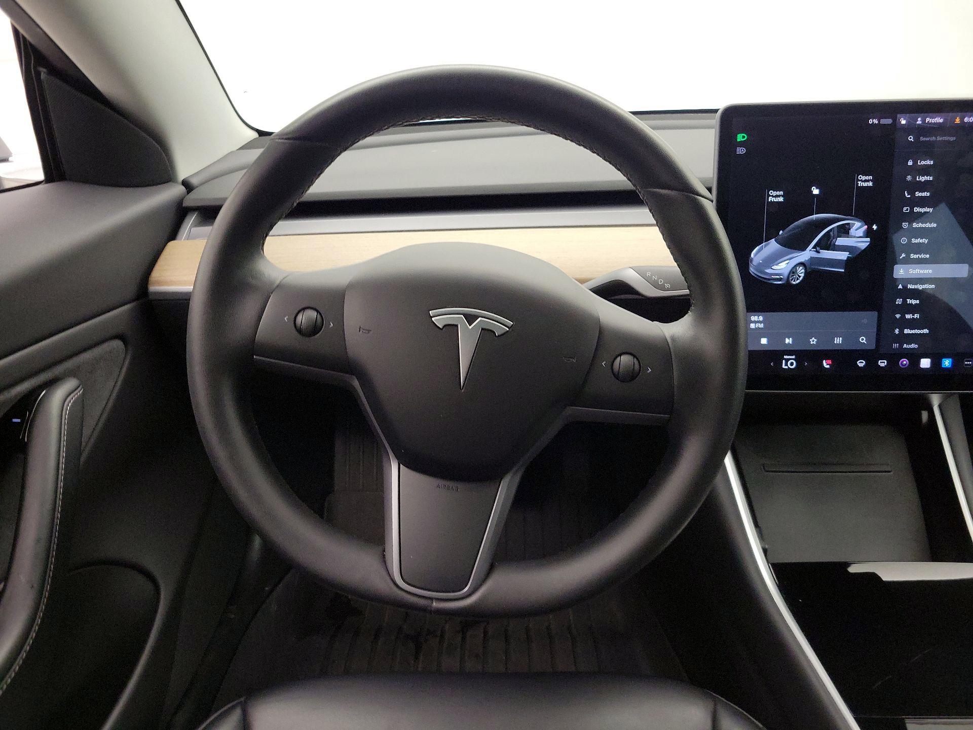 Thumbnail: 2019 Tesla Model 3 - 10