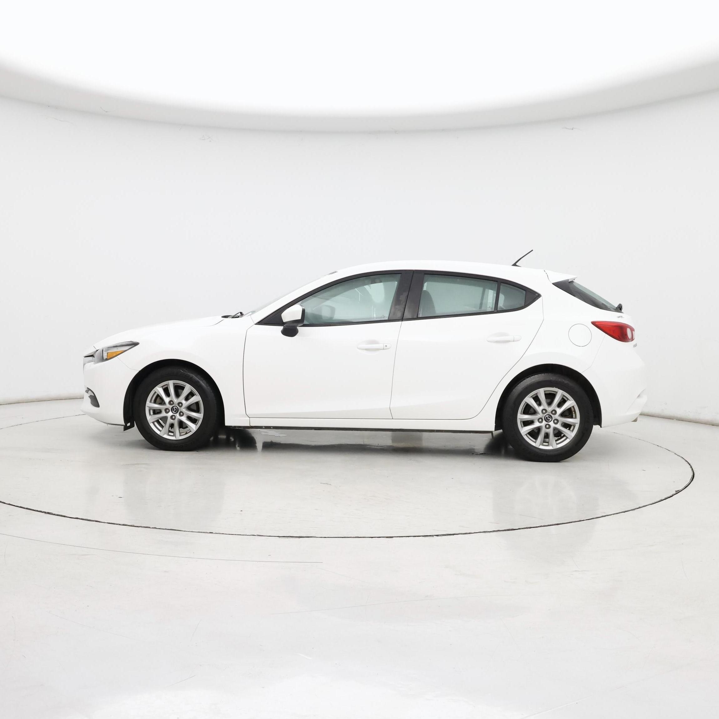 Thumbnail: 2017 Mazda Mazda3 - 3