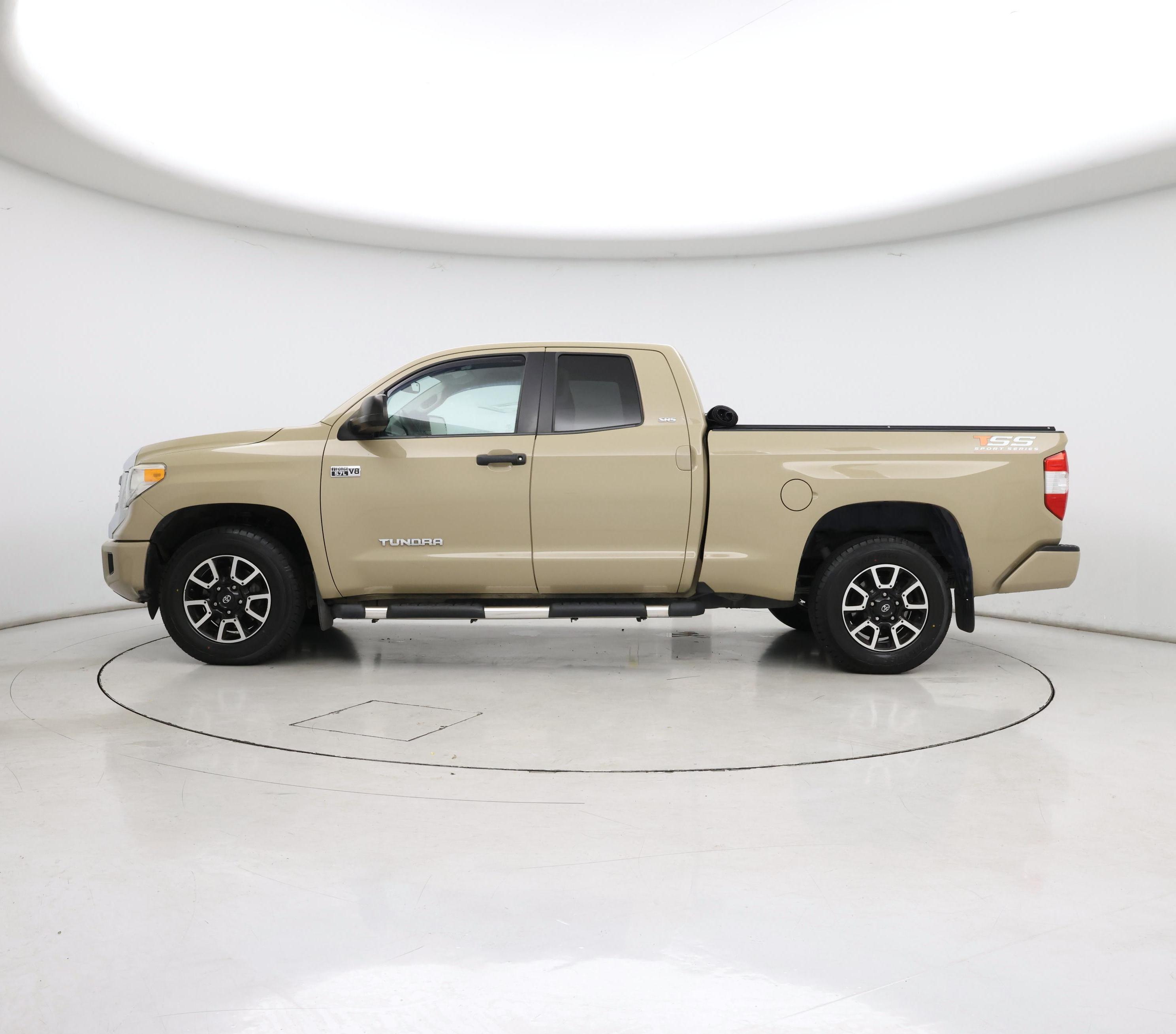 Thumbnail: 2017 Toyota Tundra - 3