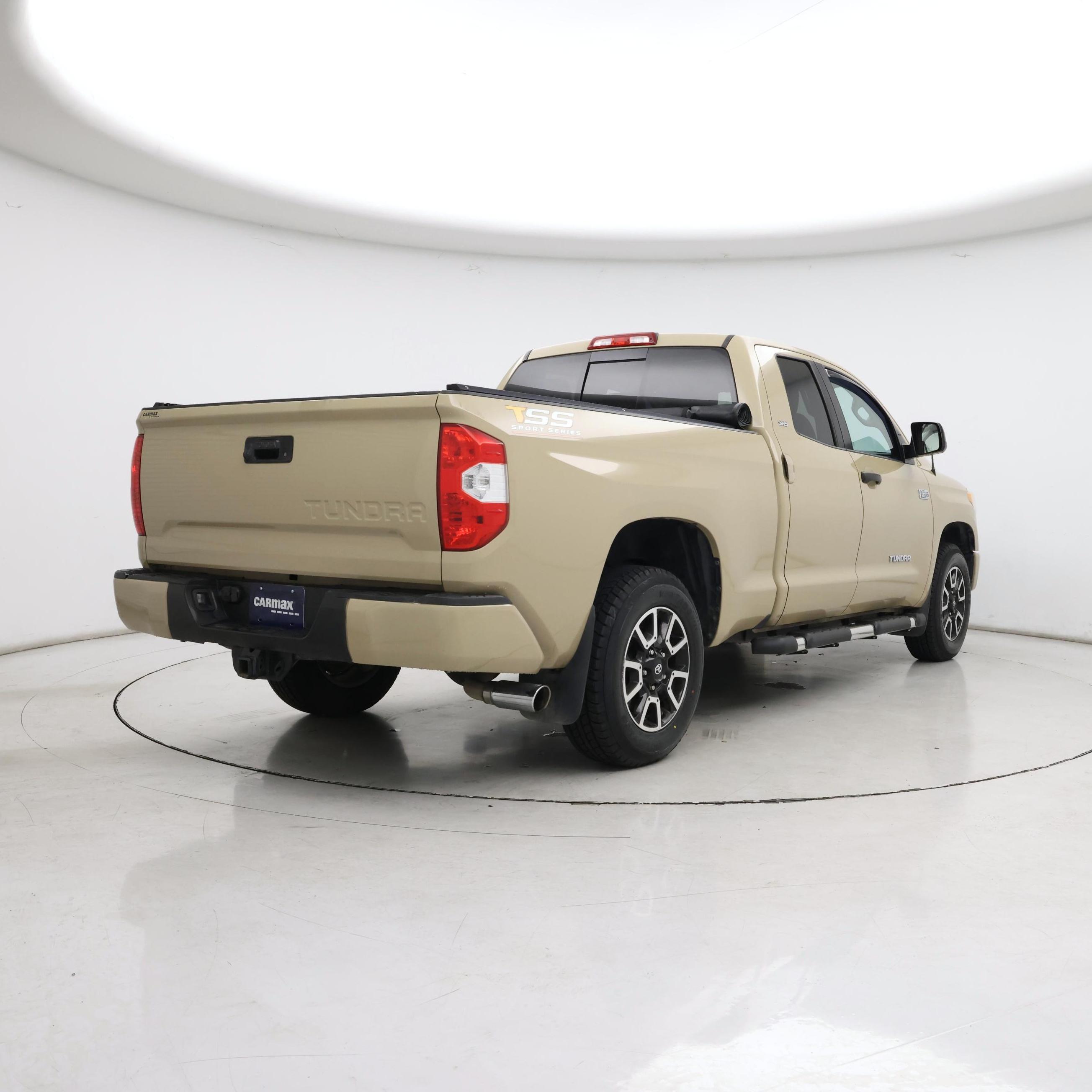 Thumbnail: 2017 Toyota Tundra - 8