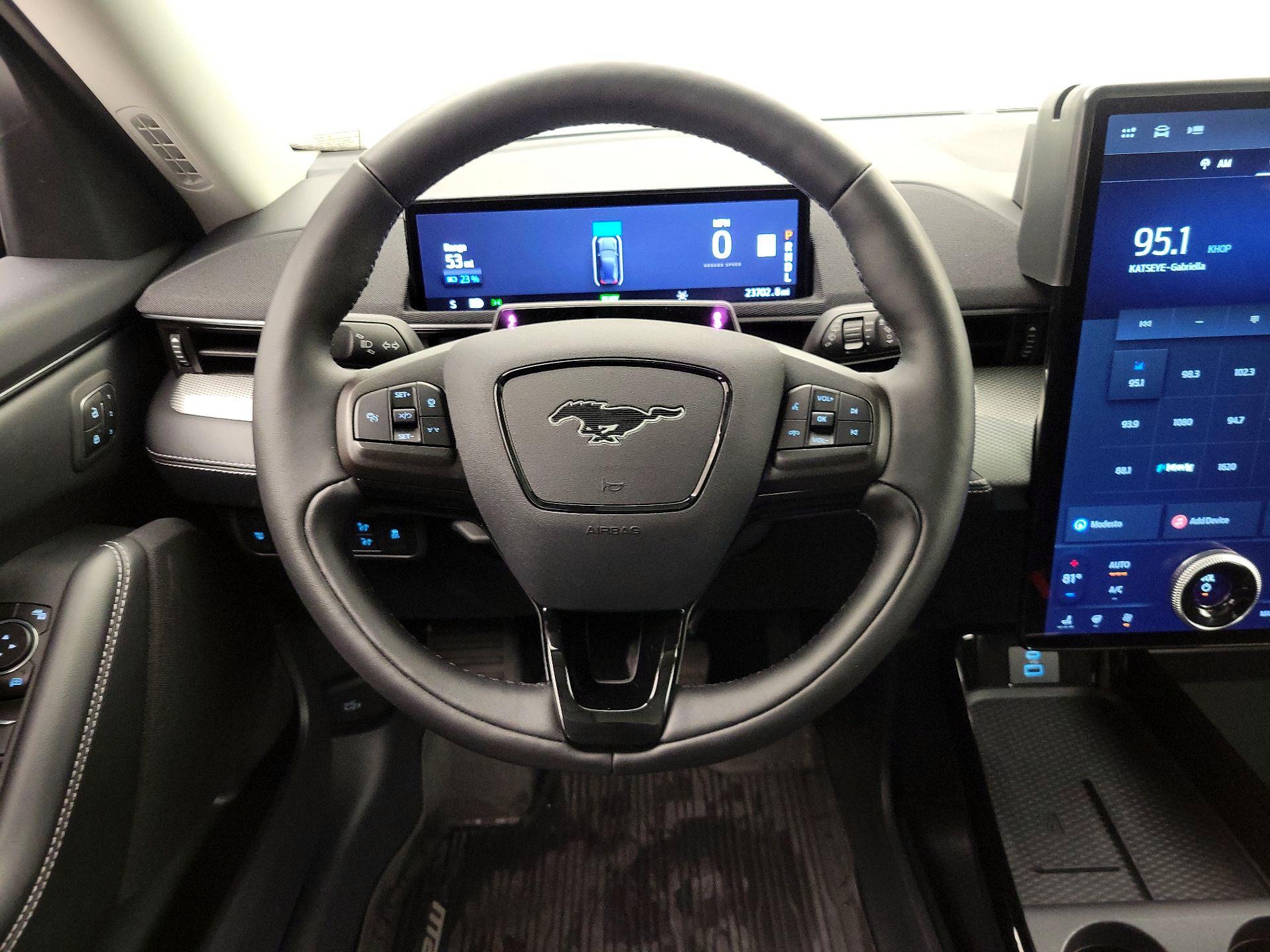 Thumbnail: 2022 Ford Mustang Mach-E - 10