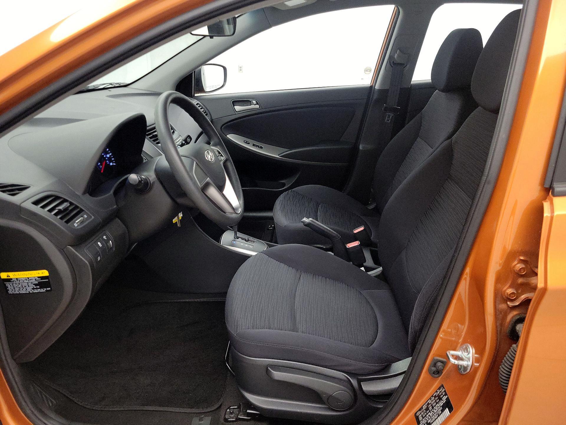 Thumbnail: 2015 Hyundai Accent - 11