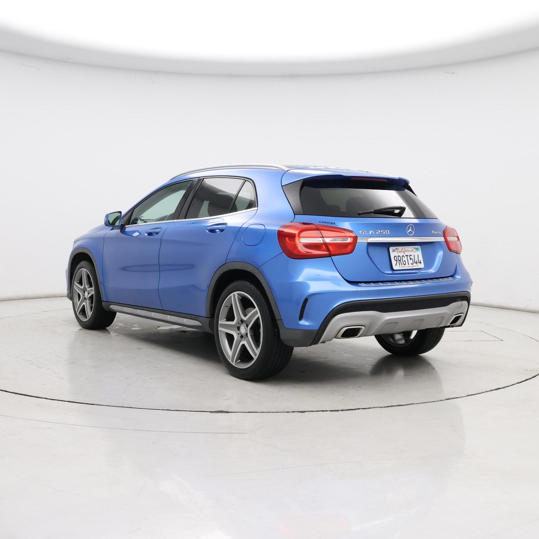 Thumbnail: 2015 Mercedes-Benz GLA - 2