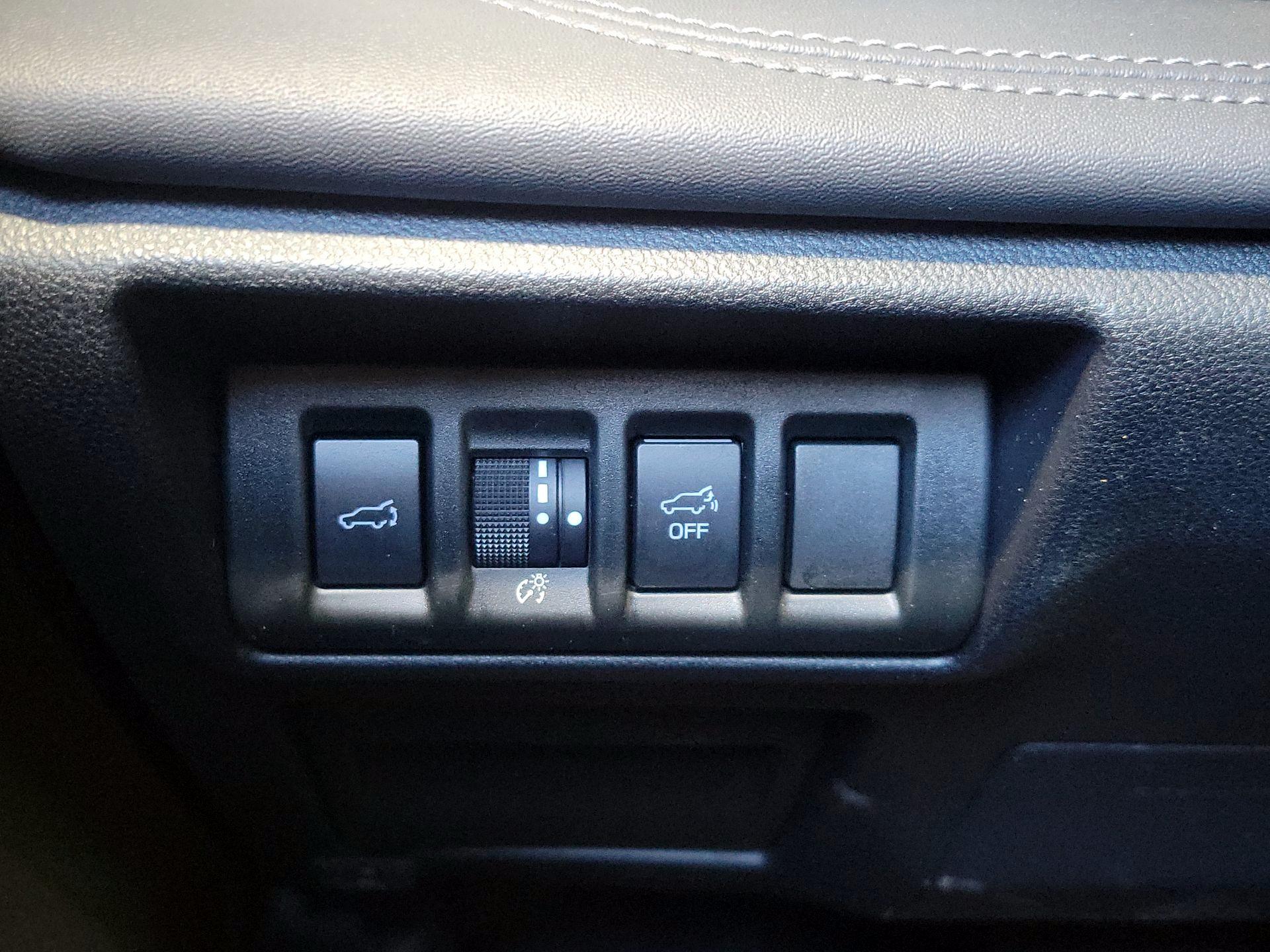 Thumbnail: 2022 Subaru Outback - 13