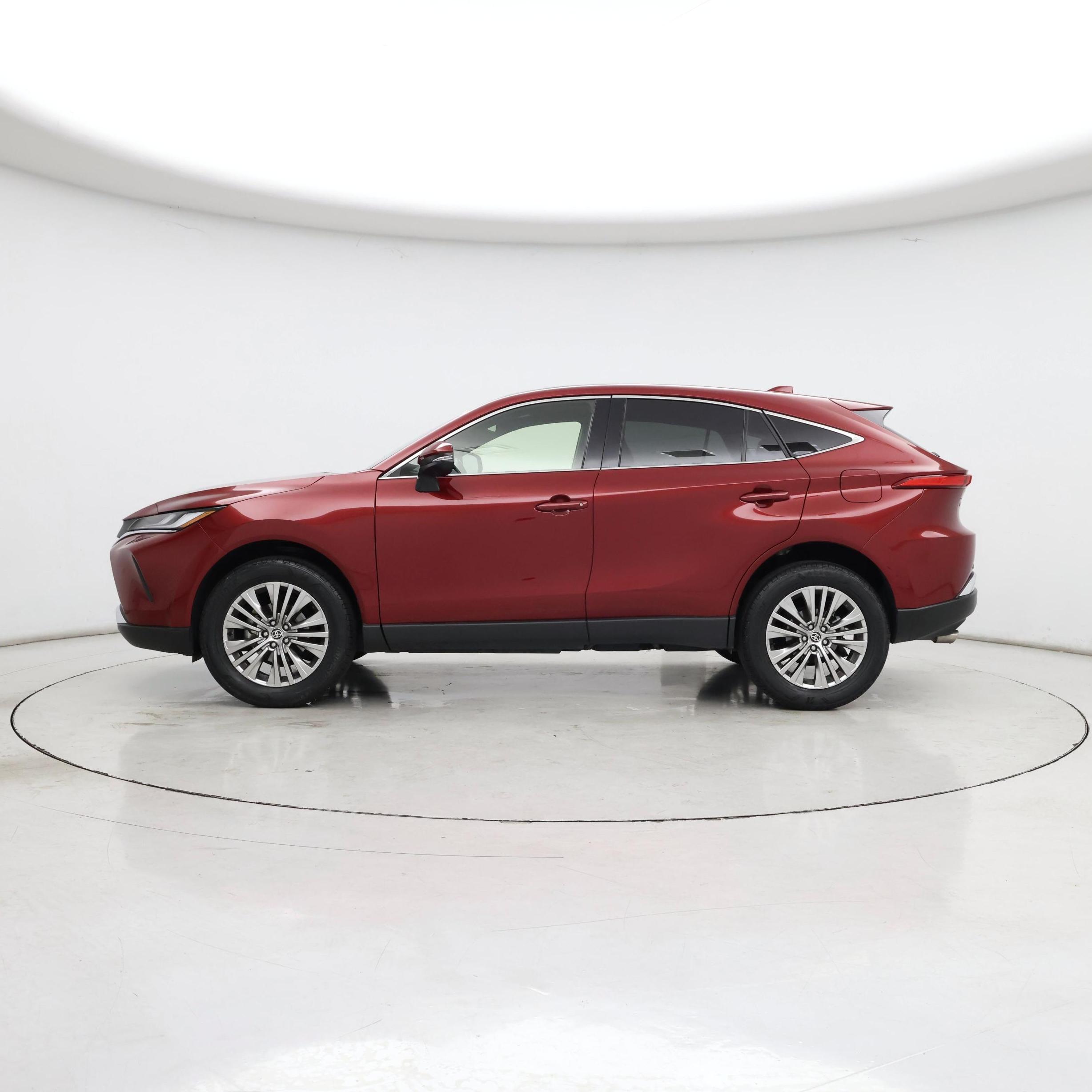 Thumbnail: 2022 Toyota Venza - 3