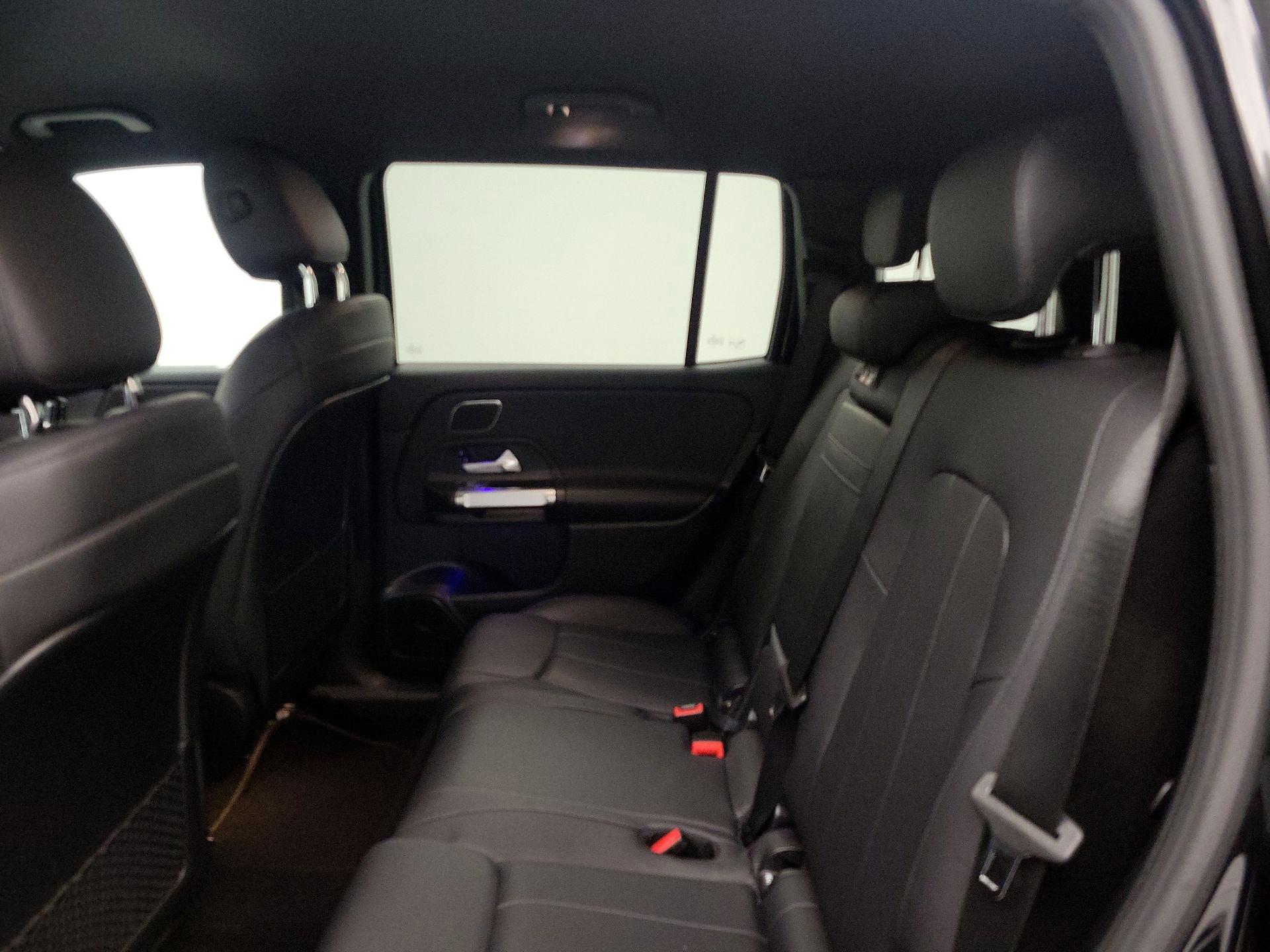 Thumbnail: 2021 Mercedes-Benz GLB - 19