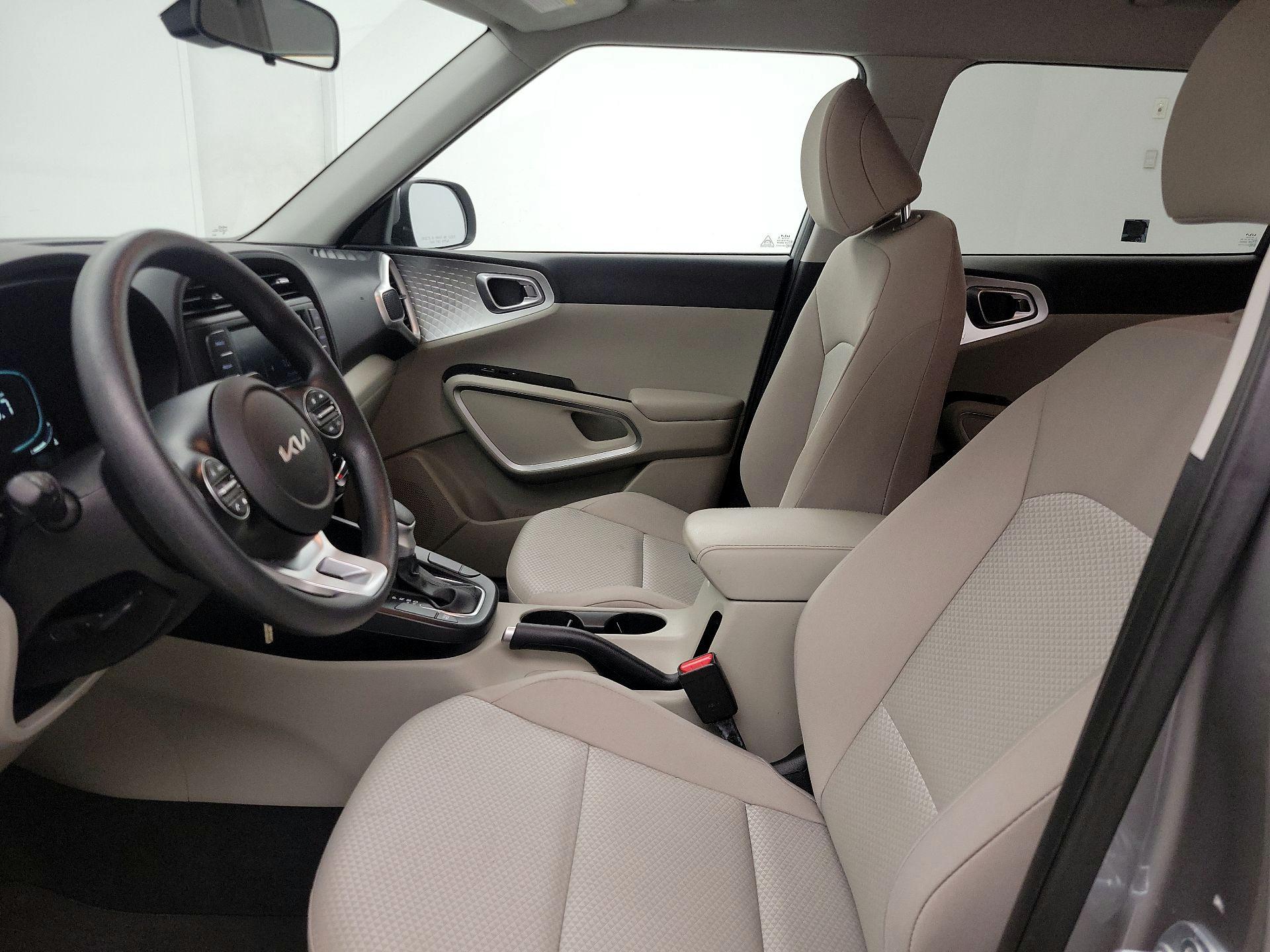 Thumbnail: 2023 Kia Soul - 11