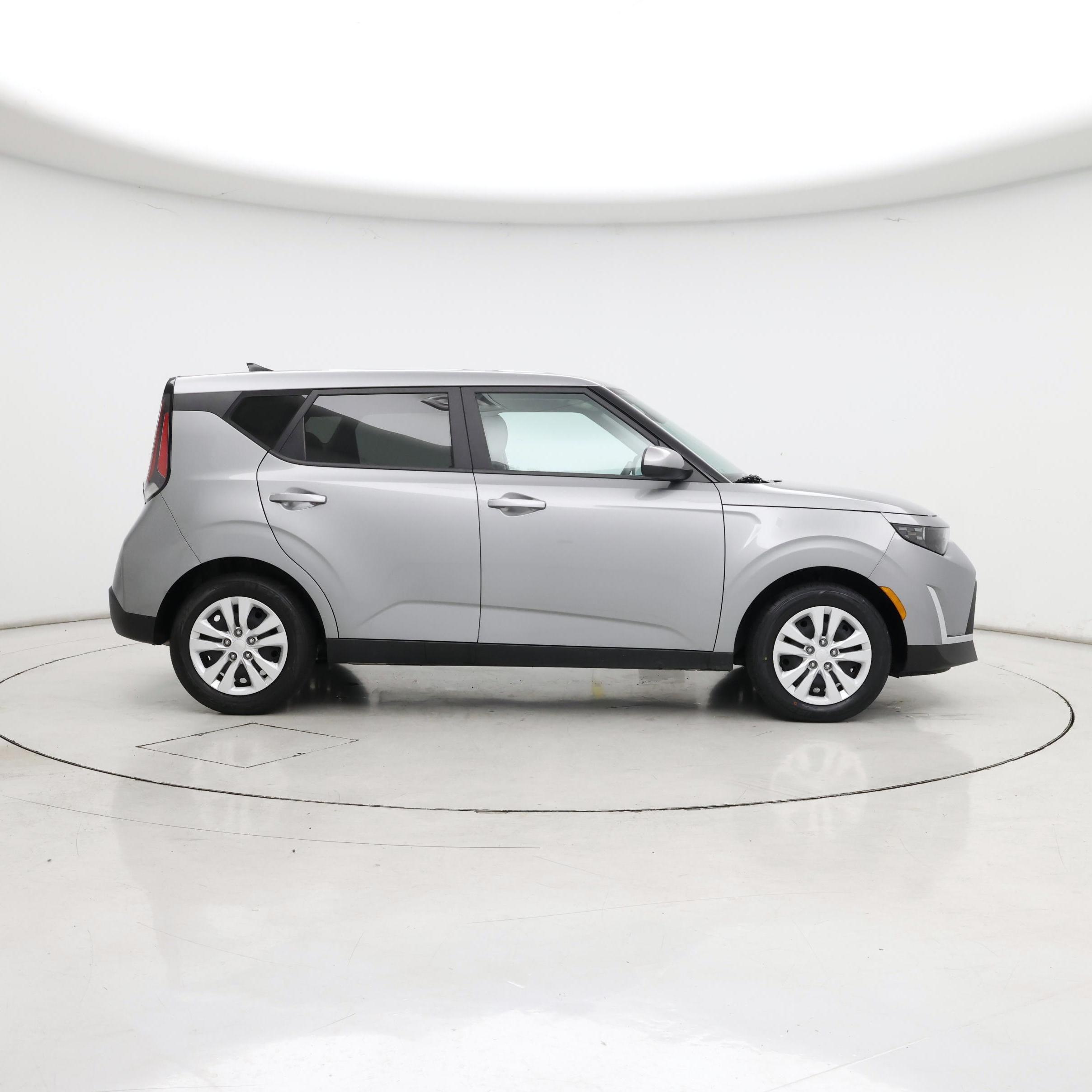 Thumbnail: 2023 Kia Soul - 7