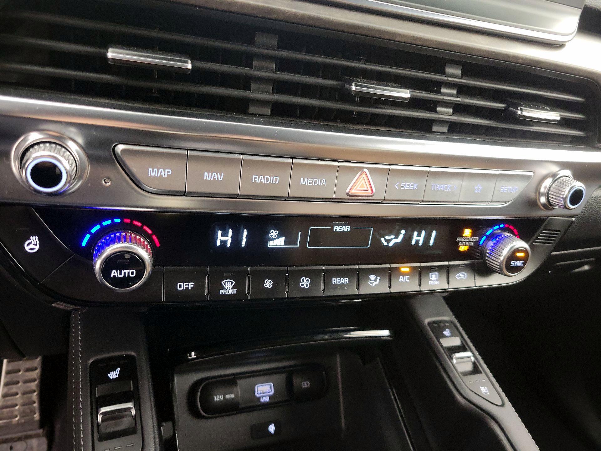 Thumbnail: 2021 Kia Telluride - 17