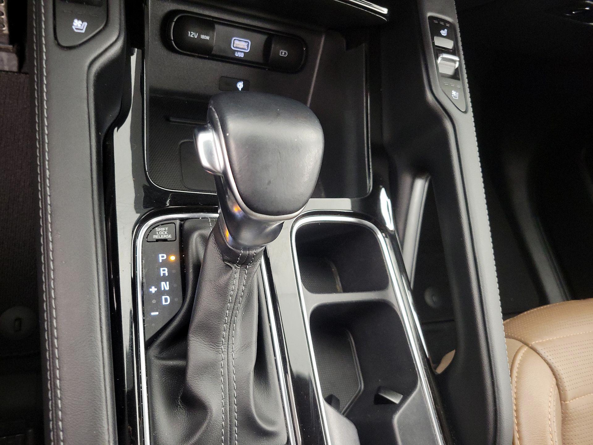 Thumbnail: 2021 Kia Telluride - 18