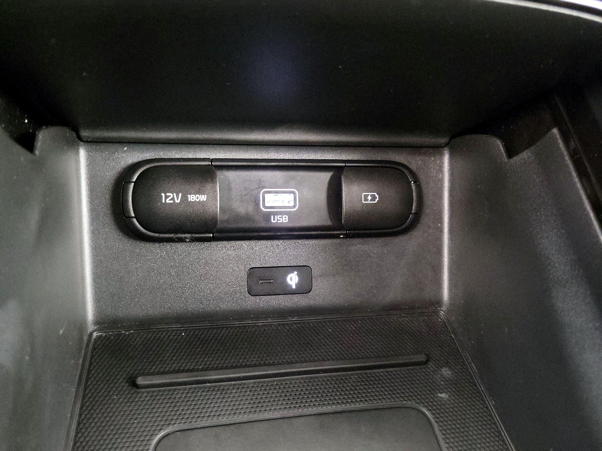 Thumbnail: 2021 Kia Telluride - 19